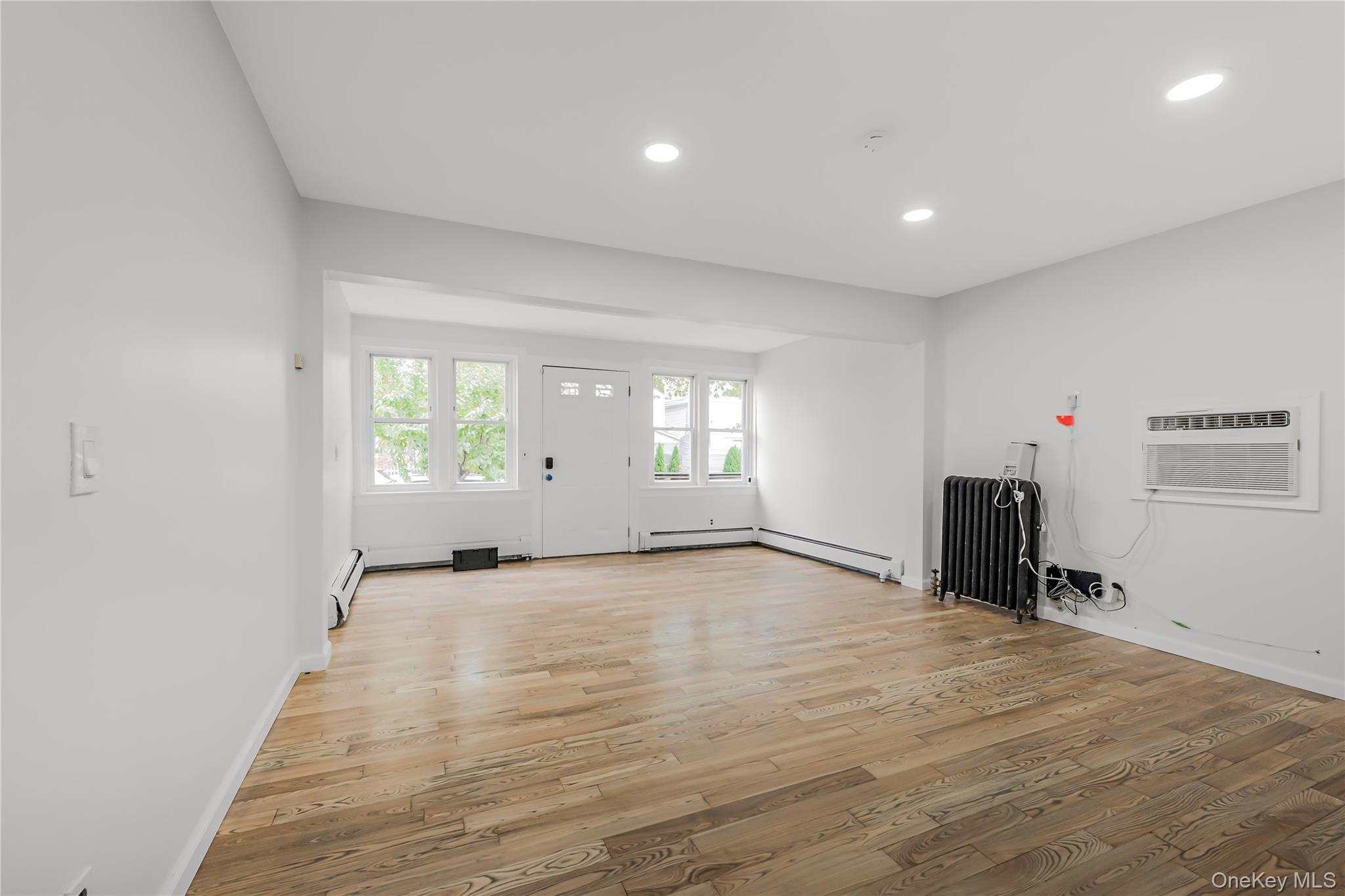 Single Family 103rd Road Queens, NY 11433, MLS-1047414-9