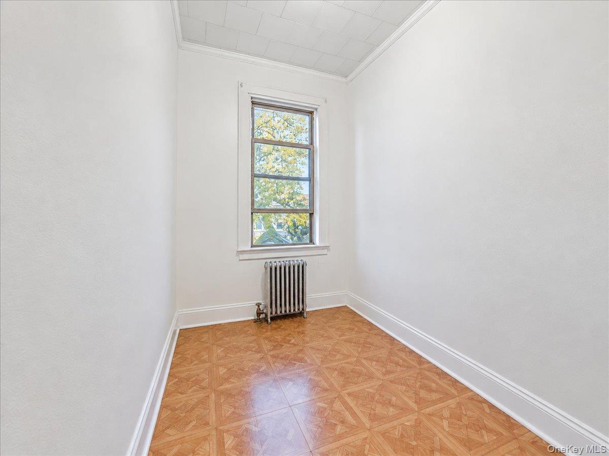 Single Family 89th Avenue  Queens, NY 11421, MLS-1047427-14
