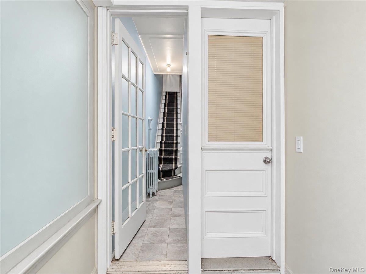 Single Family 89th Avenue  Queens, NY 11421, MLS-1047427-4