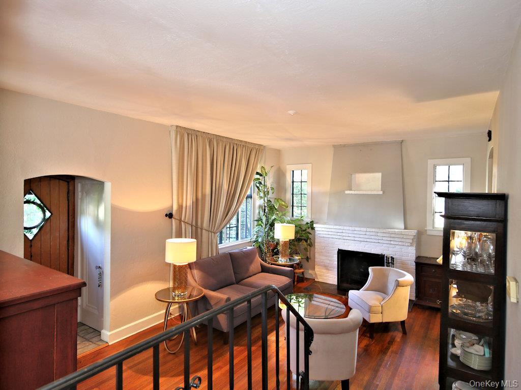 Single Family Langdon Lane Westchester County, NY 10543, MLS-1047430-11