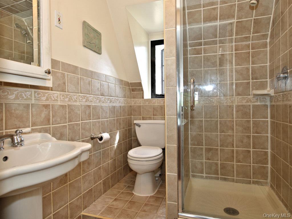 Single Family Langdon Lane Westchester County, NY 10543, MLS-1047430-19