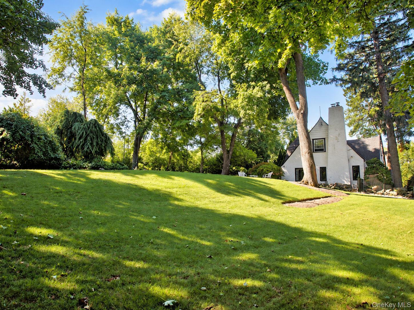 Single Family Langdon Lane Westchester County, NY 10543, MLS-1047430-4
