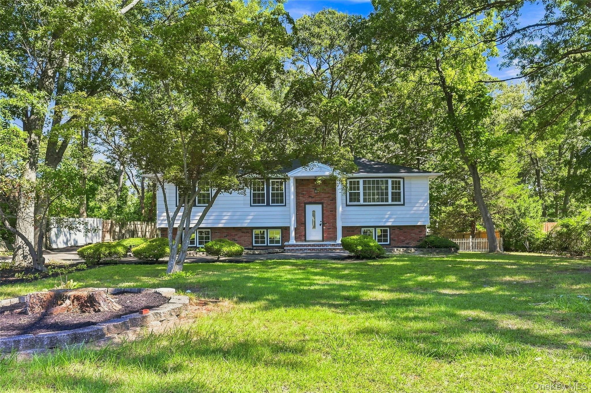 Single Family Pauls Path  Suffolk County, NY 11727, MLS-1047460-4