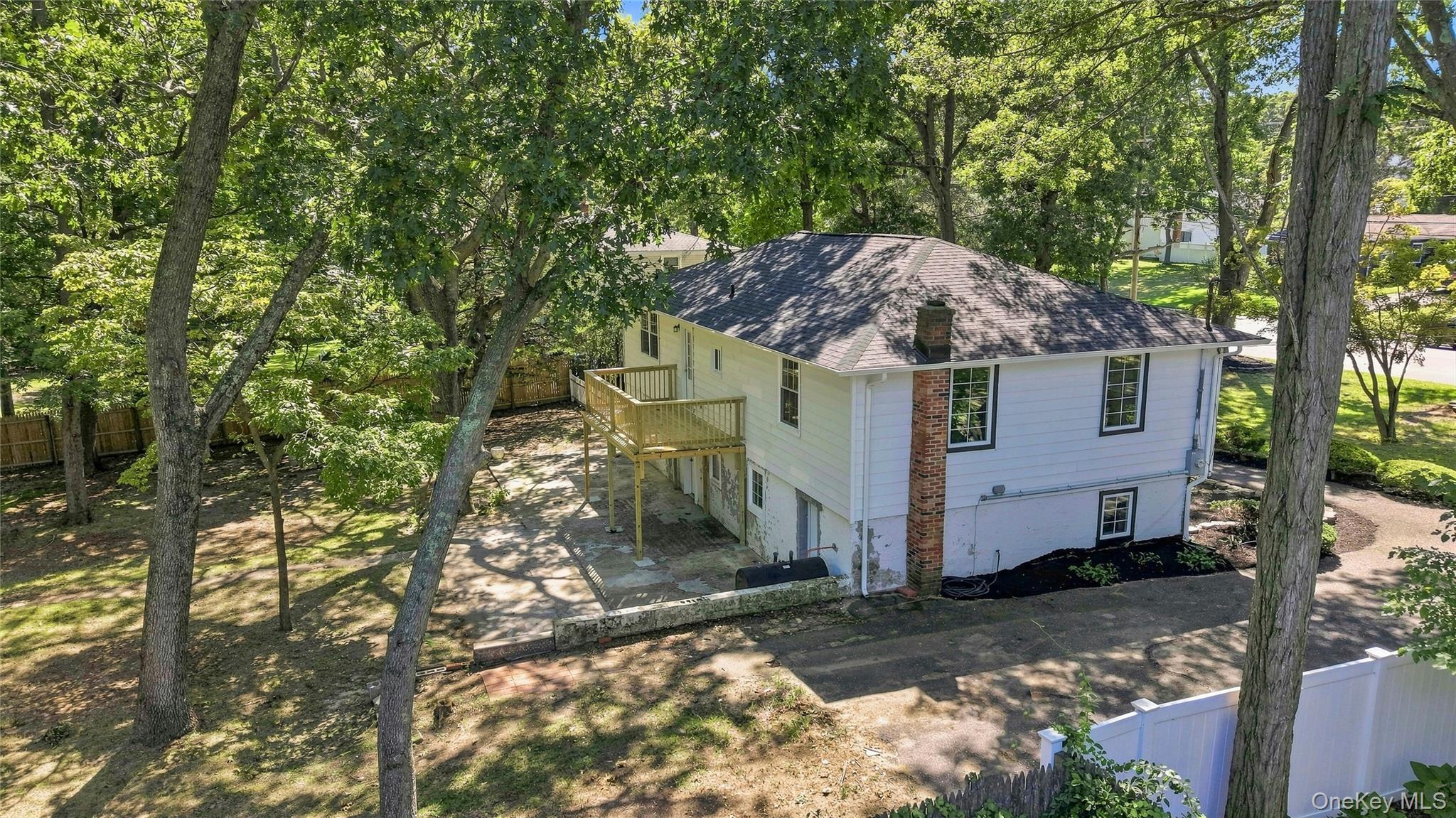 Single Family Pauls Path  Suffolk County, NY 11727, MLS-1047460-50