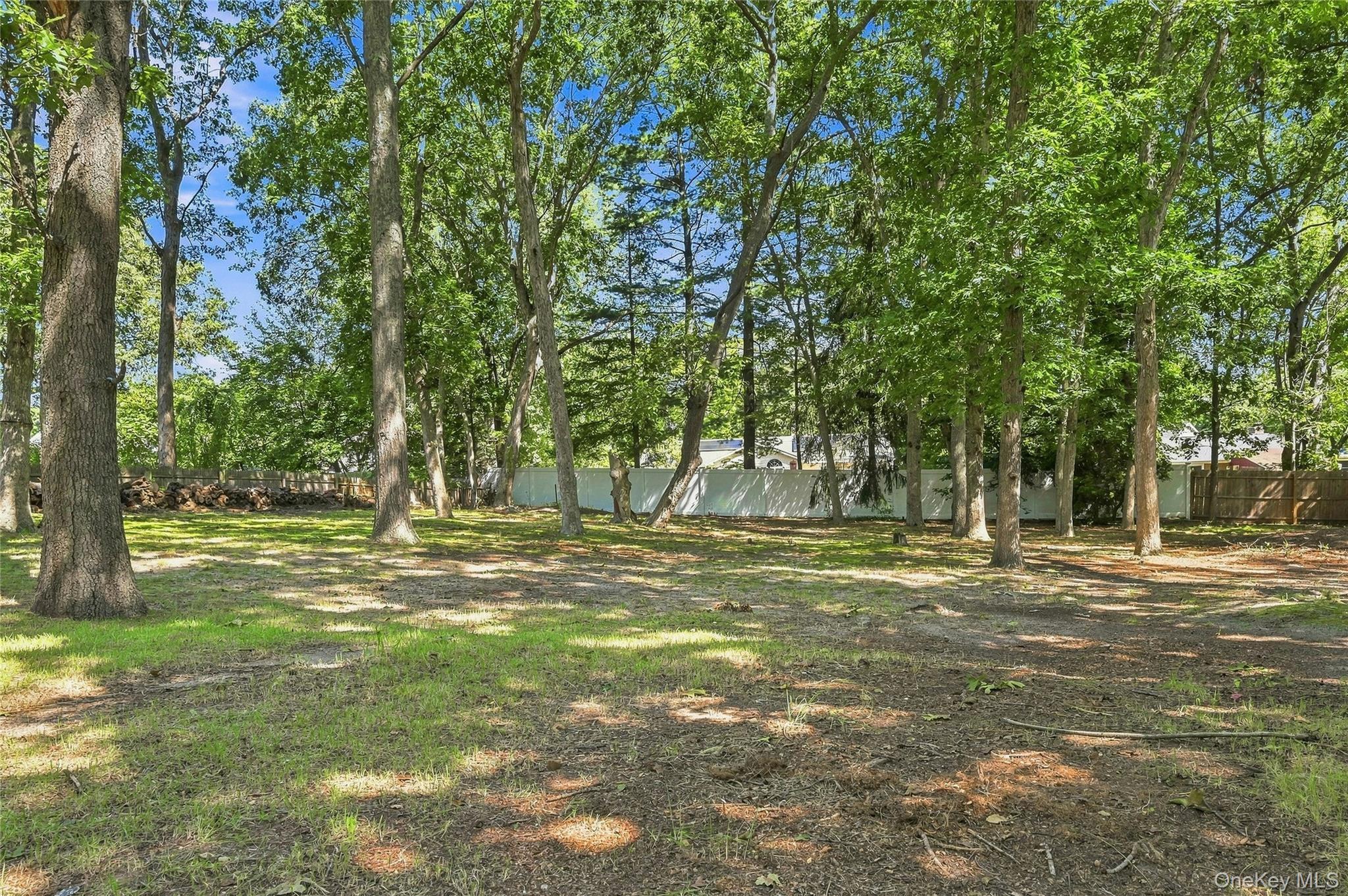 Single Family Pauls Path  Suffolk County, NY 11727, MLS-1047460-6