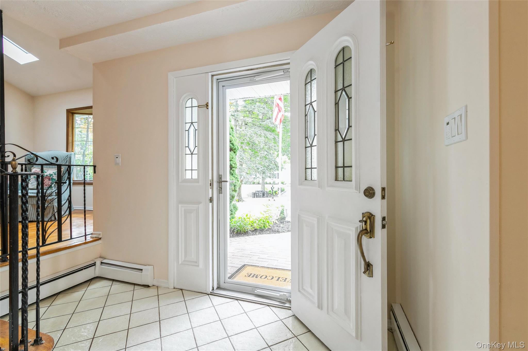 Single Family Sheryl Crescent  Suffolk County, NY 11787, MLS-1047477-10