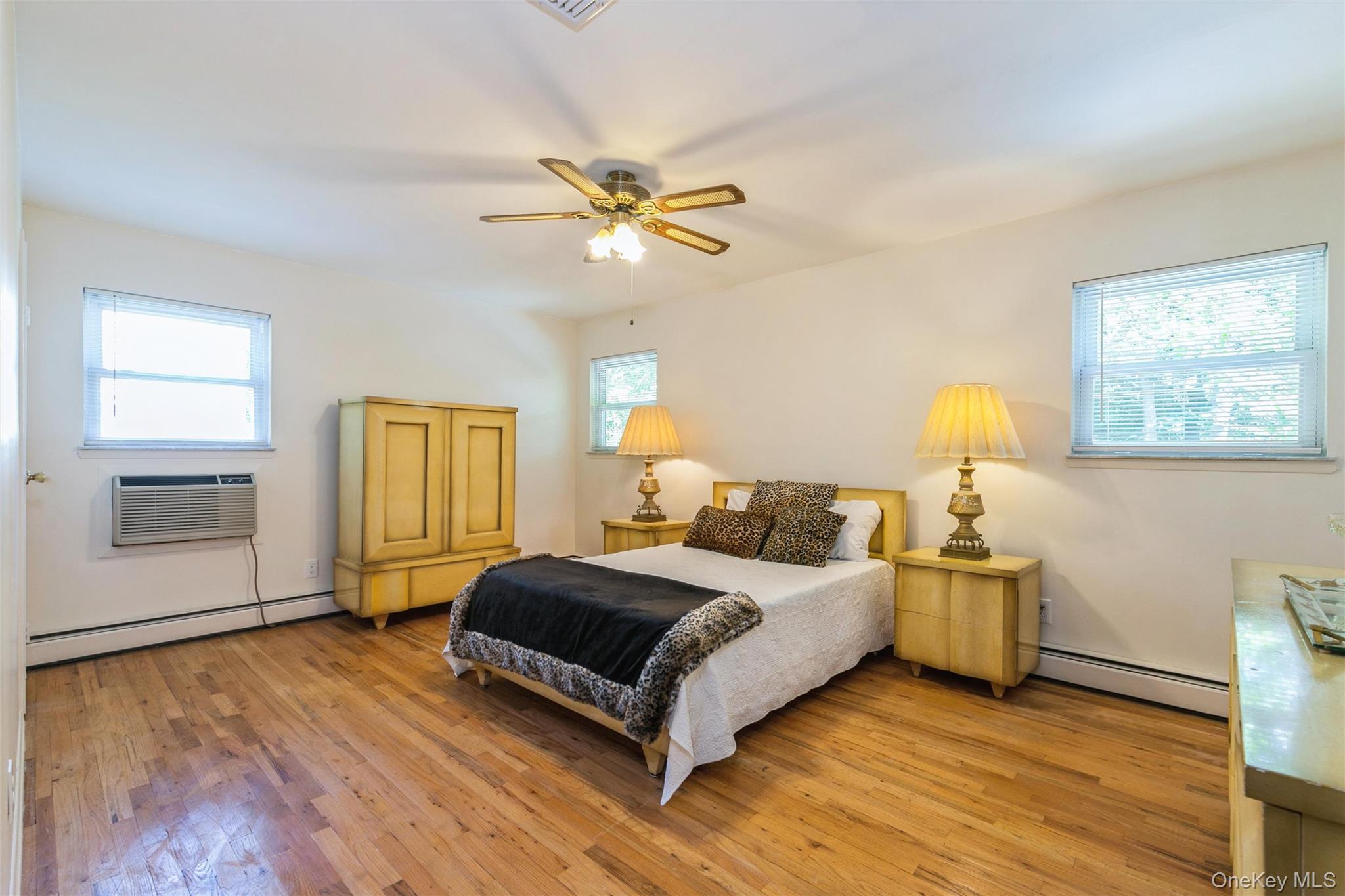 Single Family Sheryl Crescent  Suffolk County, NY 11787, MLS-1047477-32
