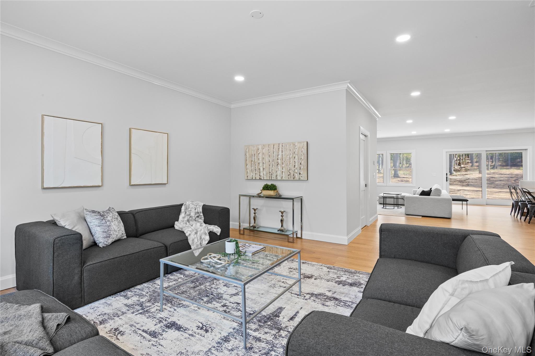 Single Family Beverly Road  Suffolk County, NY 11746, MLS-1047480-10