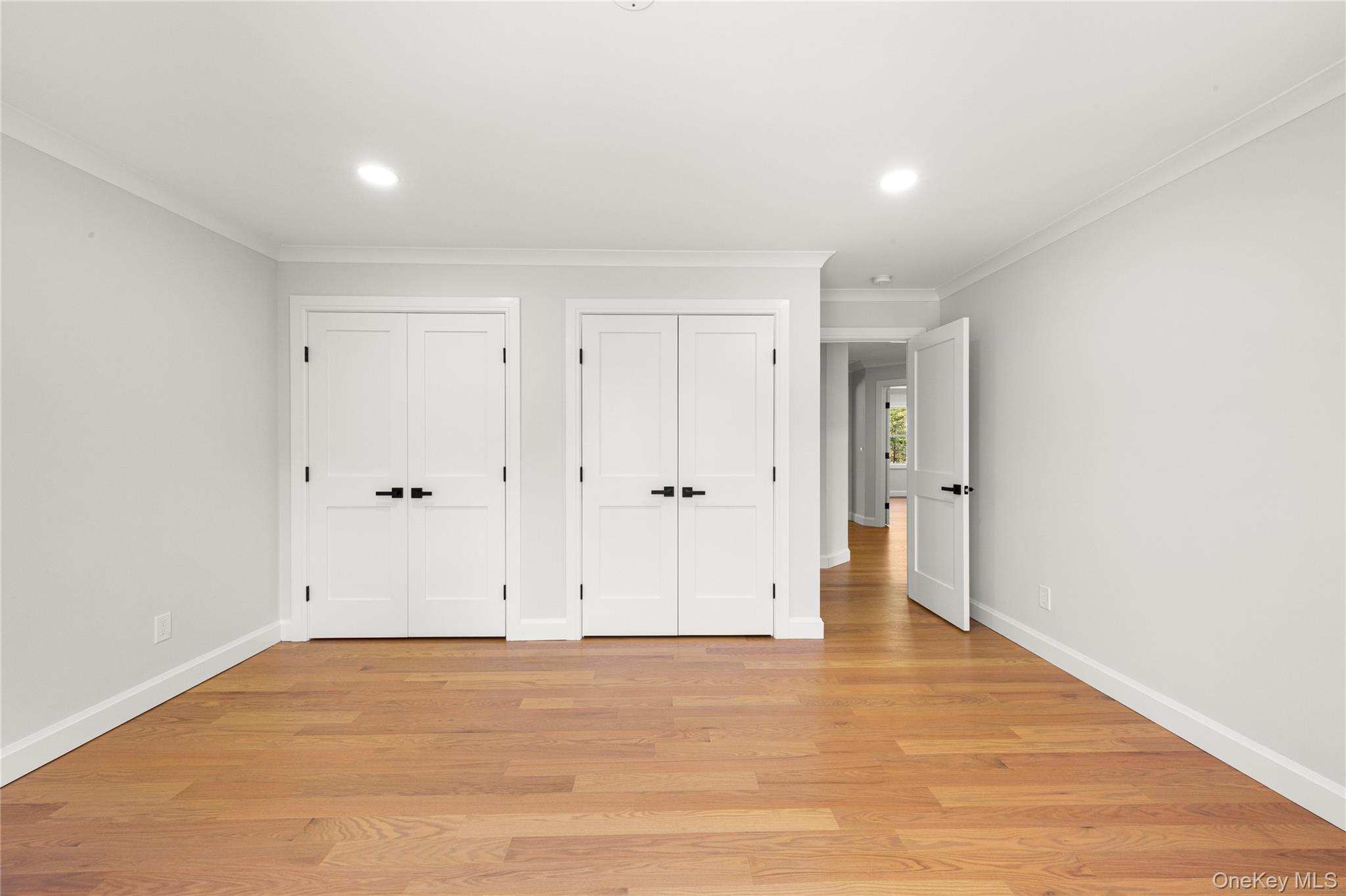 Single Family Beverly Road  Suffolk County, NY 11746, MLS-1047480-18