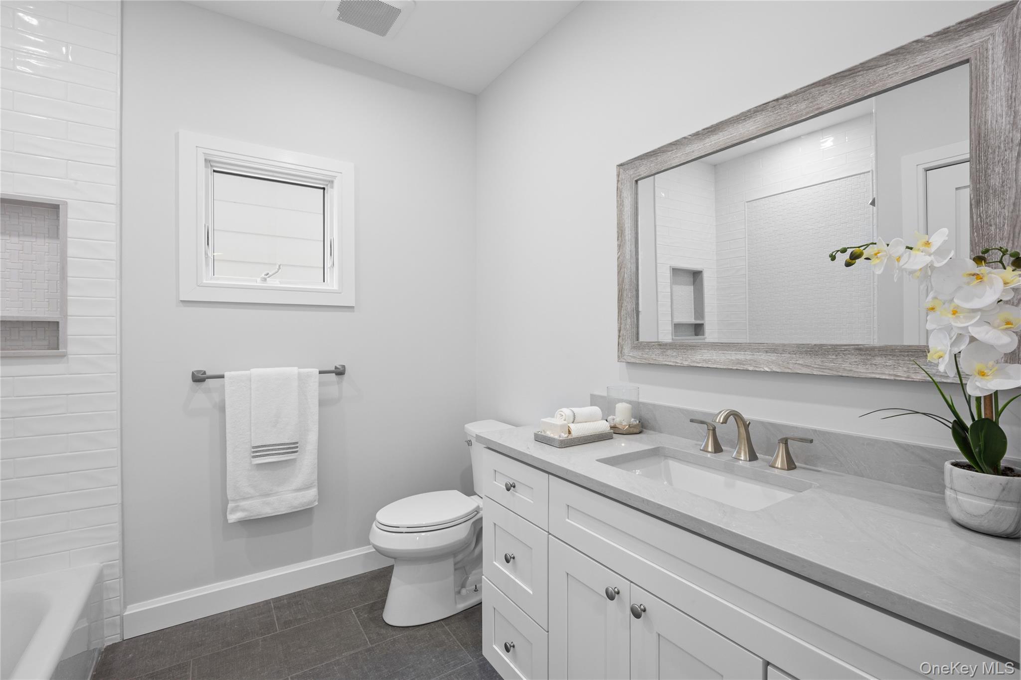 Single Family Beverly Road  Suffolk County, NY 11746, MLS-1047480-23