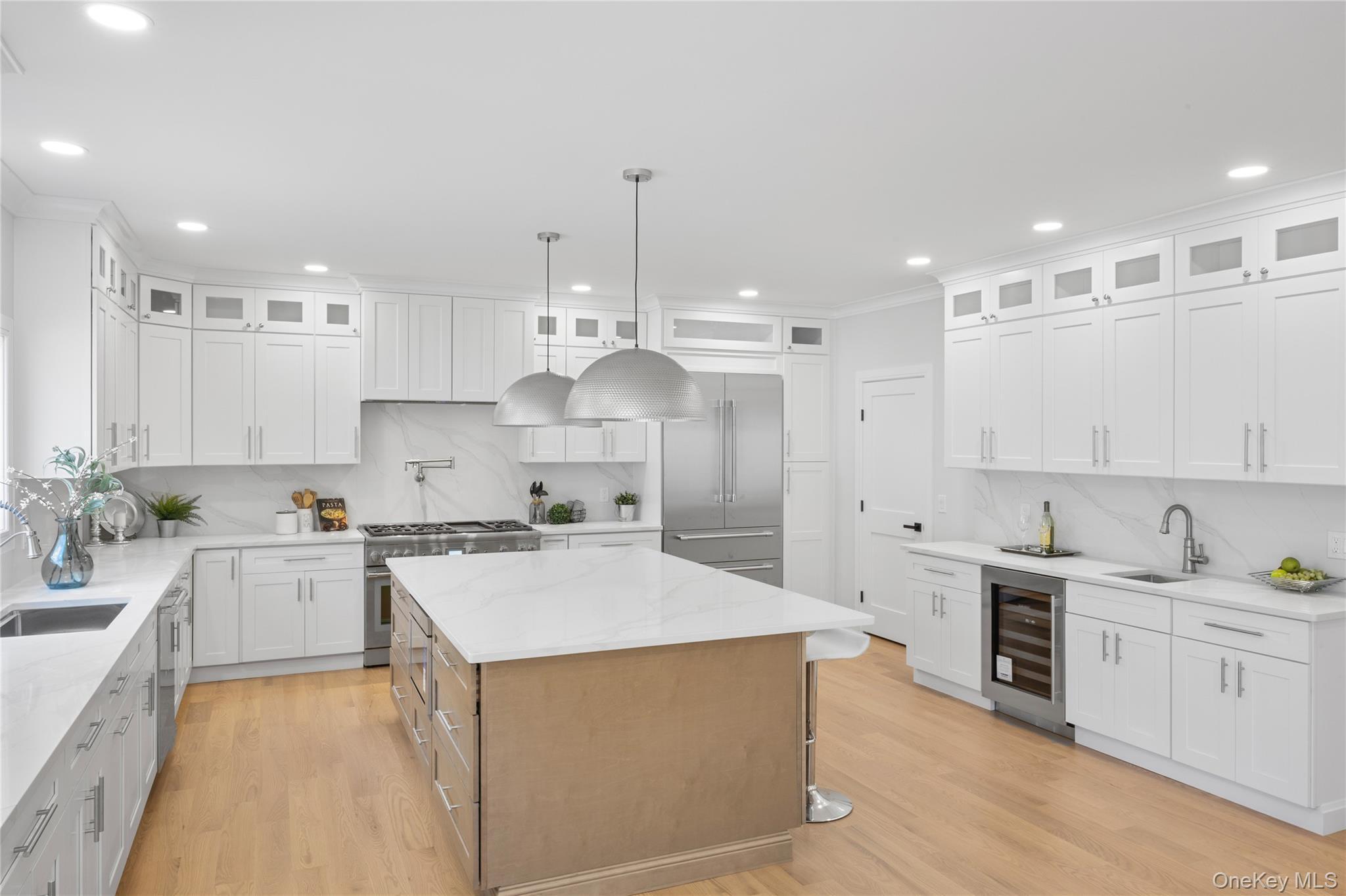 Single Family Beverly Road  Suffolk County, NY 11746, MLS-1047480-3