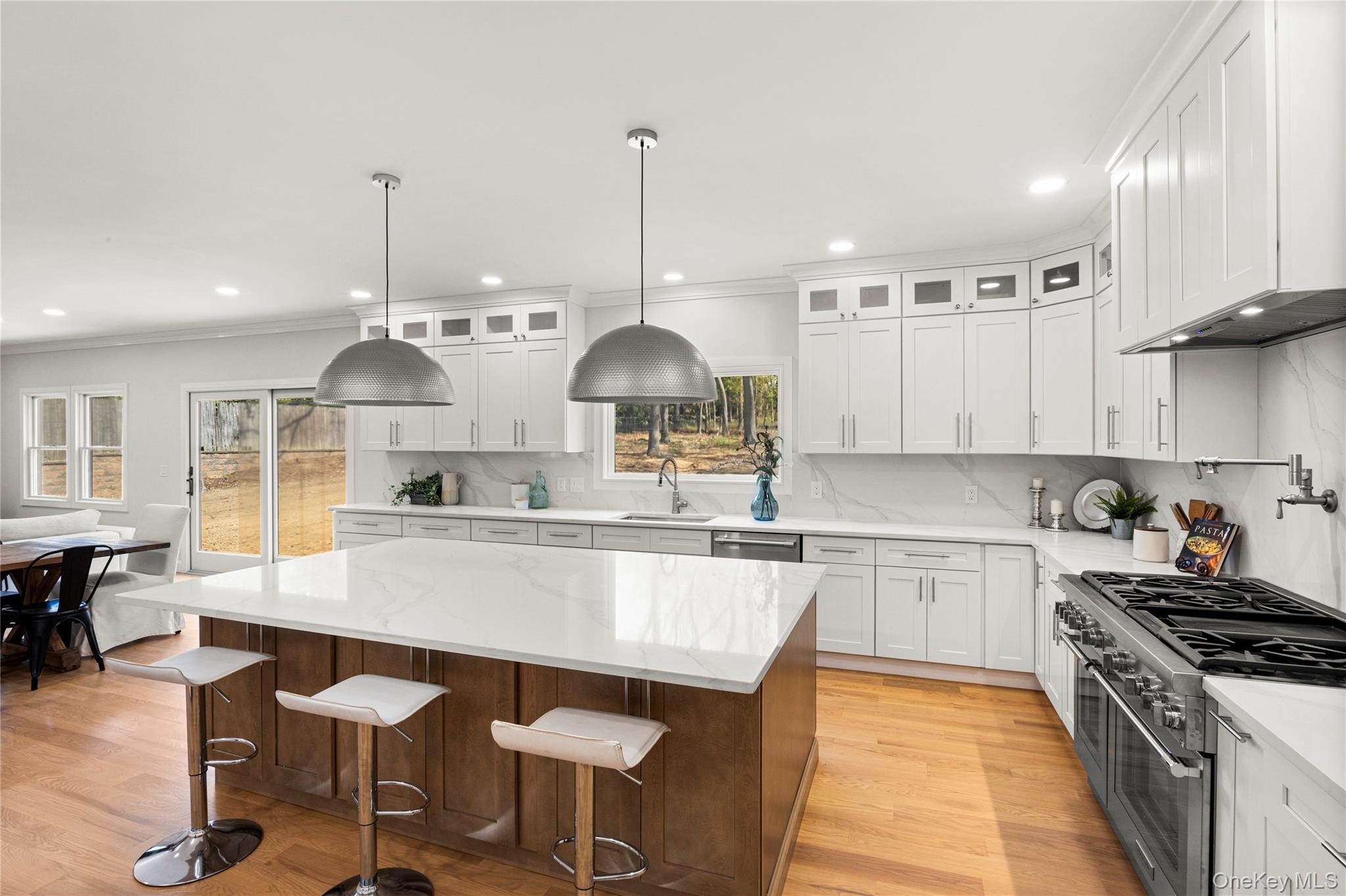 Single Family Beverly Road  Suffolk County, NY 11746, MLS-1047480-5