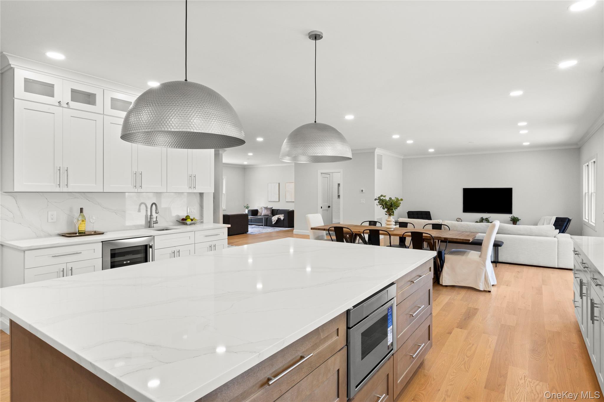 Single Family Beverly Road  Suffolk County, NY 11746, MLS-1047480-6