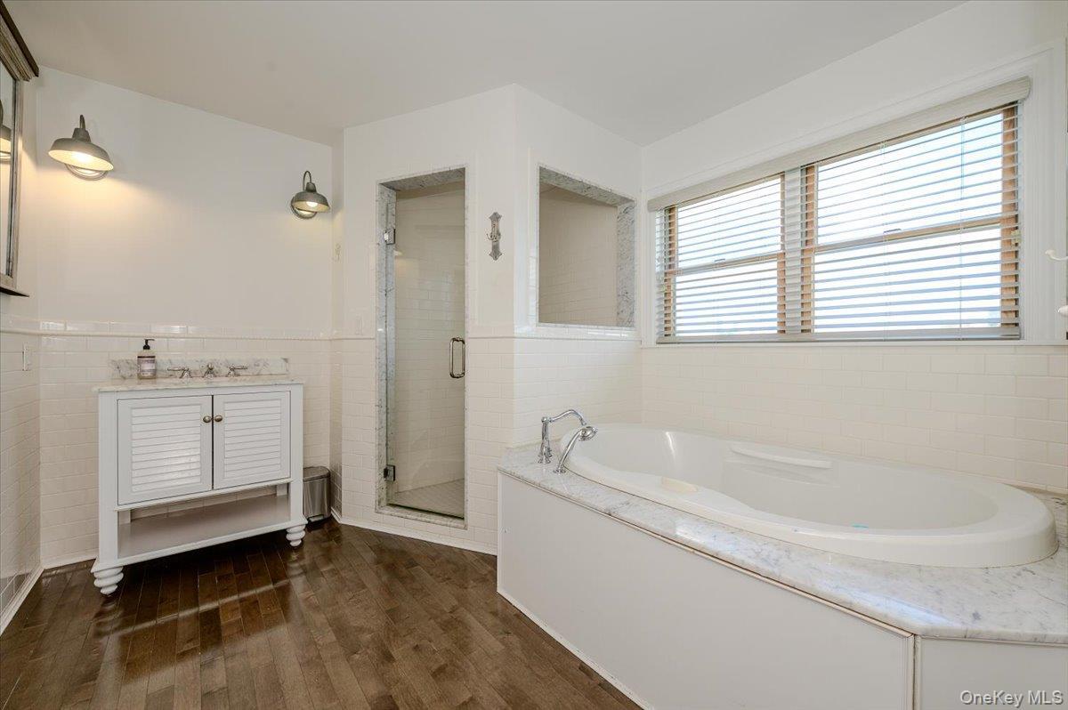 Single Family Pacific Boulevard Nassau County, NY 11509, MLS-1047482-20