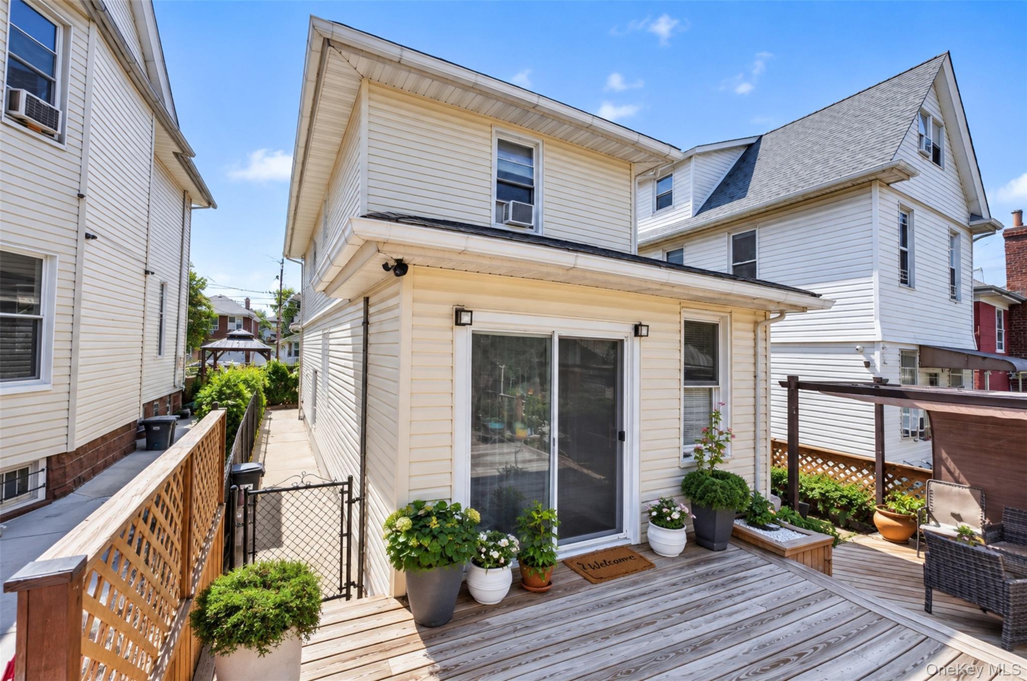 Single Family 57th Road  Queens, NY 11355, MLS-1047503-22
