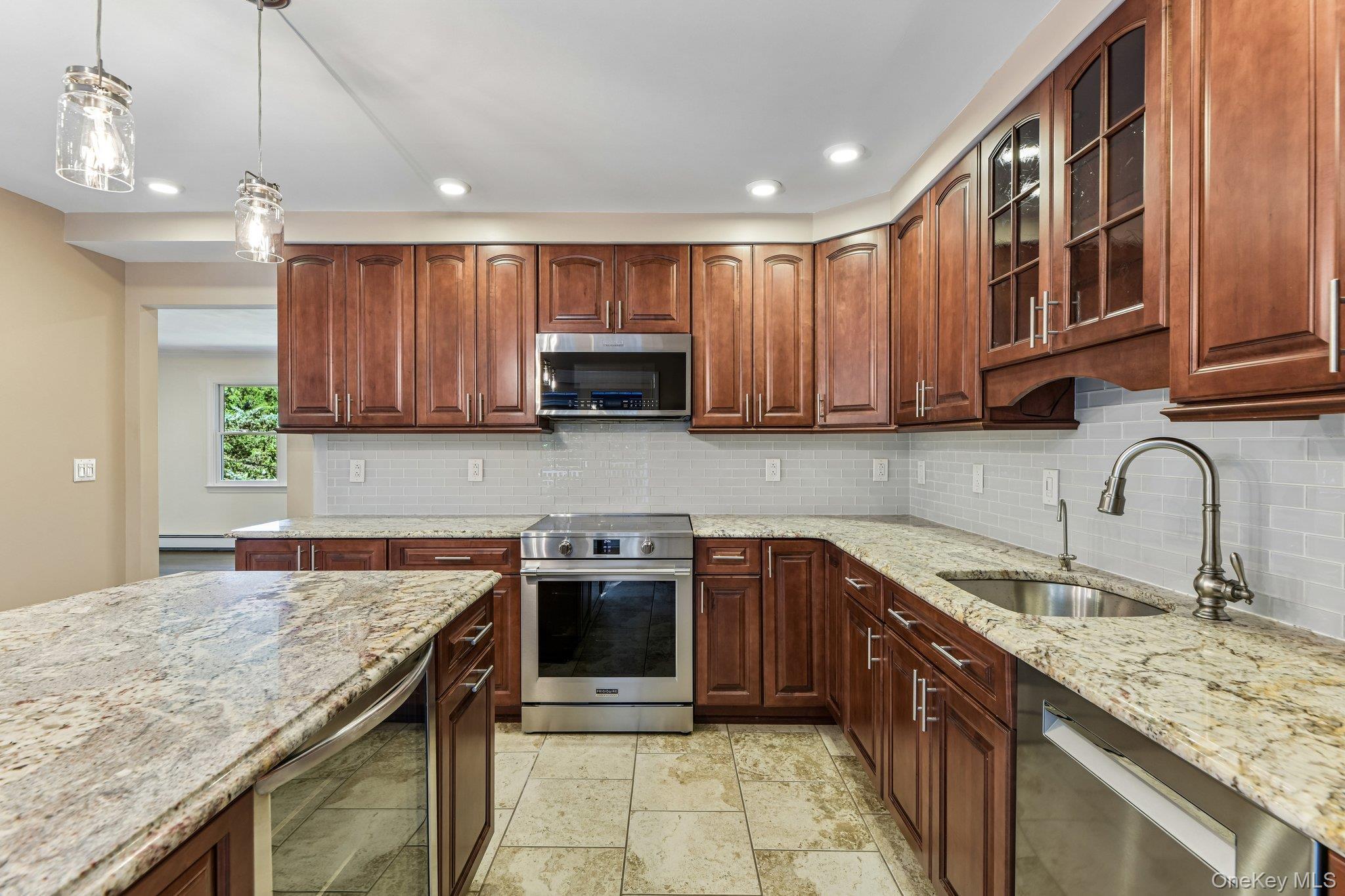 Single Family Sandy Hollow Road  Suffolk County, NY 11768, MLS-1047508-12