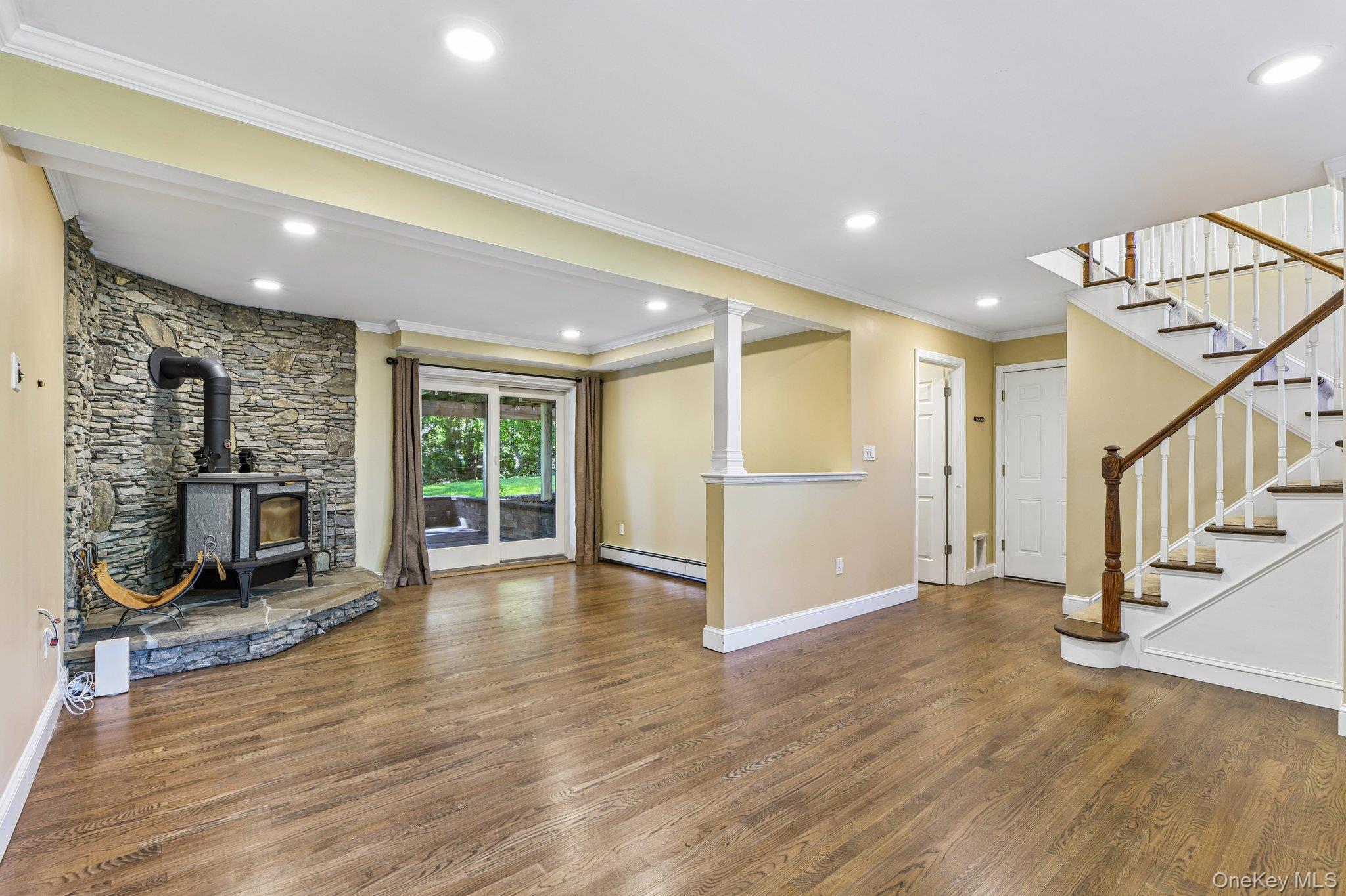 Single Family Sandy Hollow Road  Suffolk County, NY 11768, MLS-1047508-22