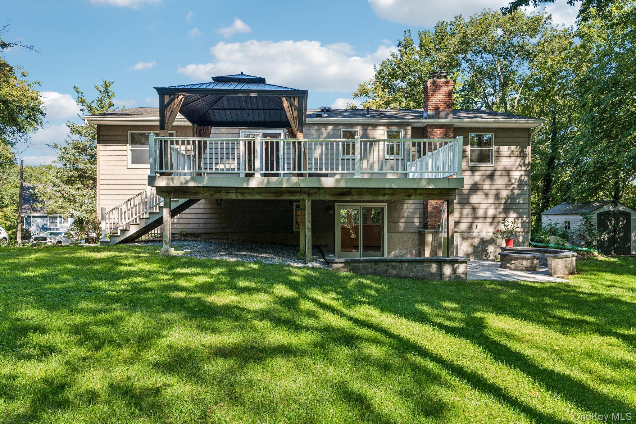 Single Family Sandy Hollow Road  Suffolk County, NY 11768, MLS-1047508-34