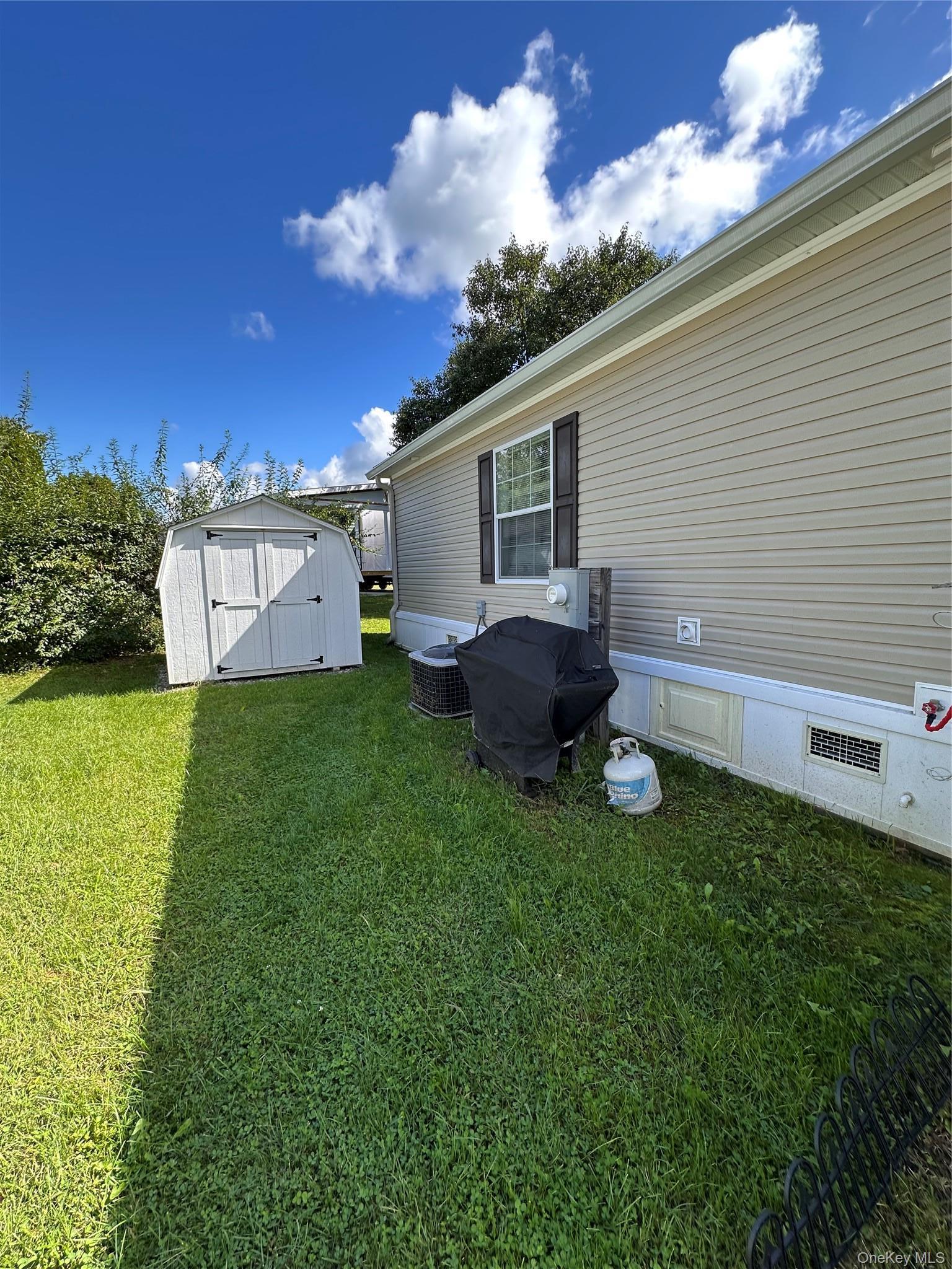 Single Family Celeste Drive Dutchess County, NY 12522, MLS-1047515-4