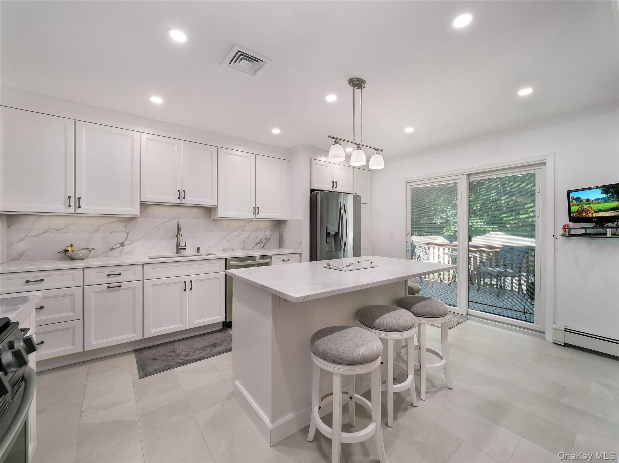 Single Family Will Rogers Lane  Rockland County, NY 10954, MLS-1047522-3