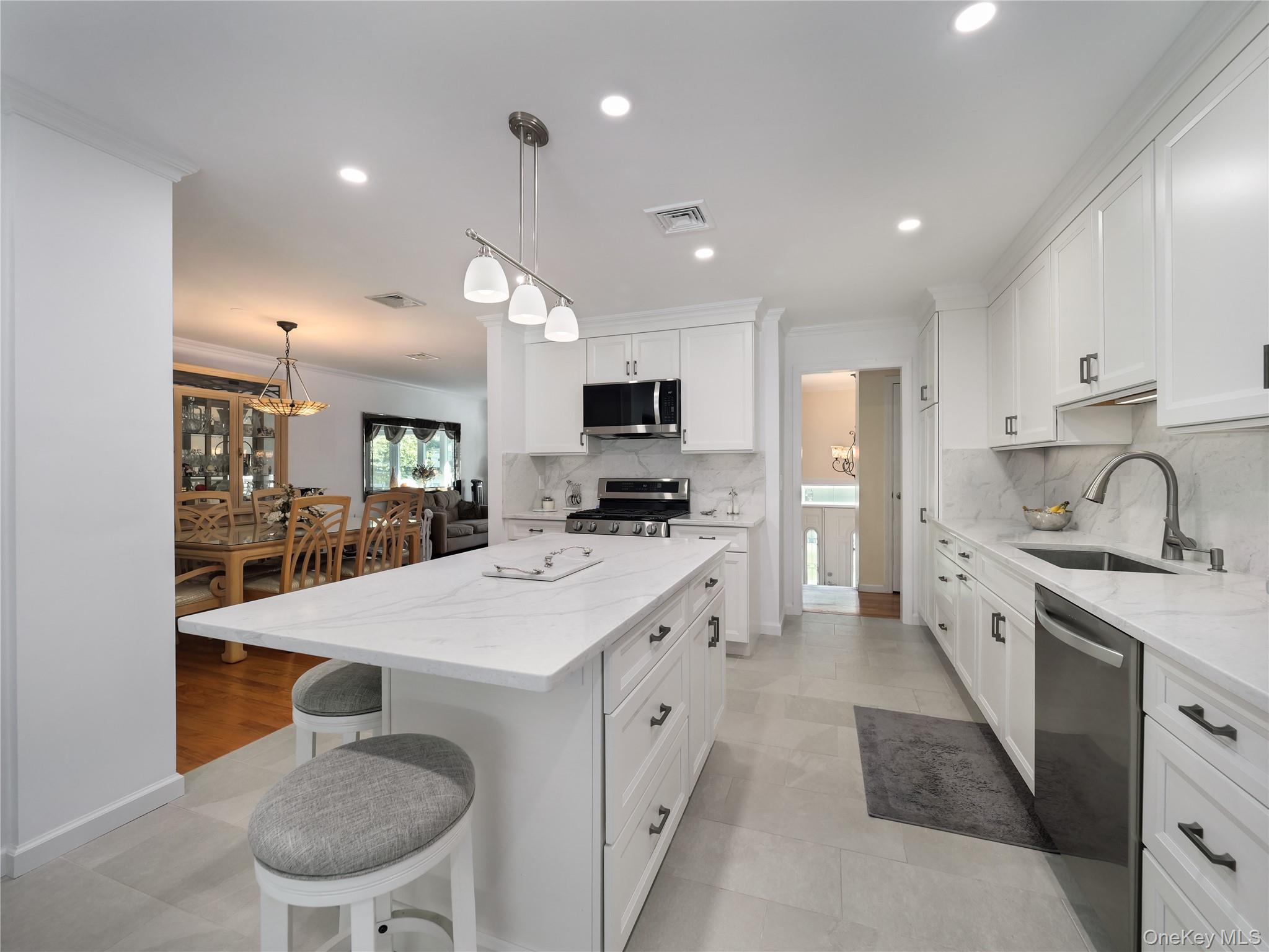 Single Family Will Rogers Lane  Rockland County, NY 10954, MLS-1047522-5