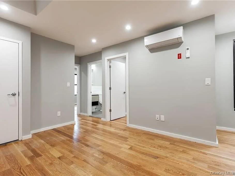 Single Family Jamaica Avenue  Queens, NY 11418, MLS-1047526-16