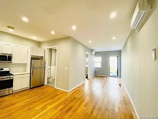 Single Family Jamaica Avenue  Queens, NY 11418, MLS-1047526-6