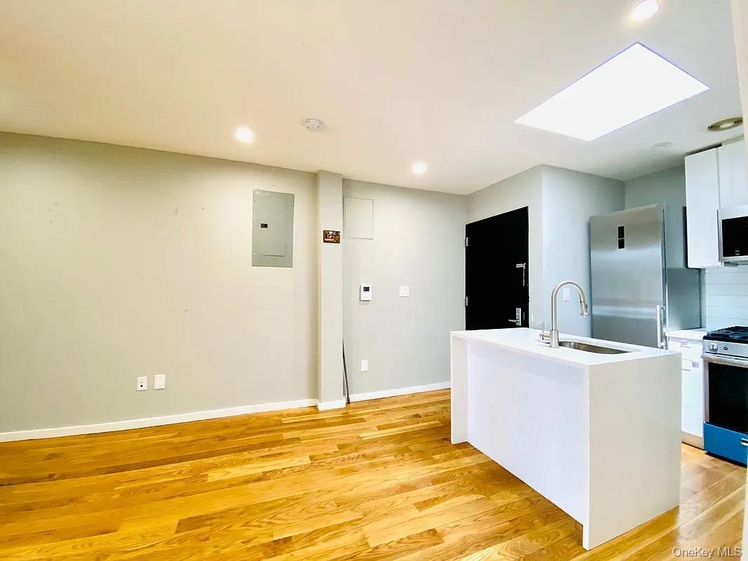 Single Family Jamaica Avenue  Queens, NY 11418, MLS-1047526-8