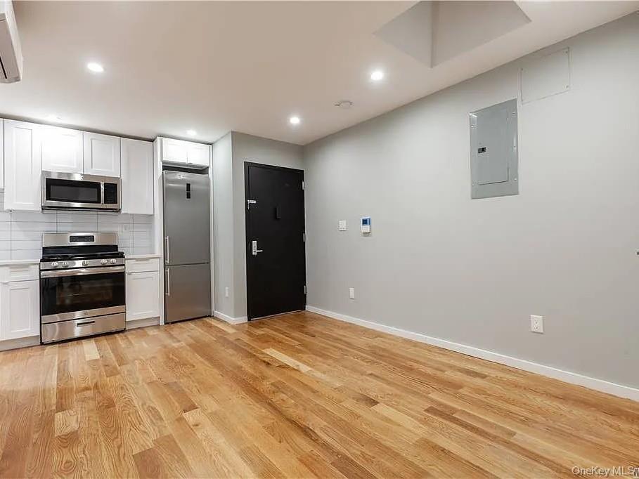 Single Family Jamaica Avenue  Queens, NY 11418, MLS-1047526-9