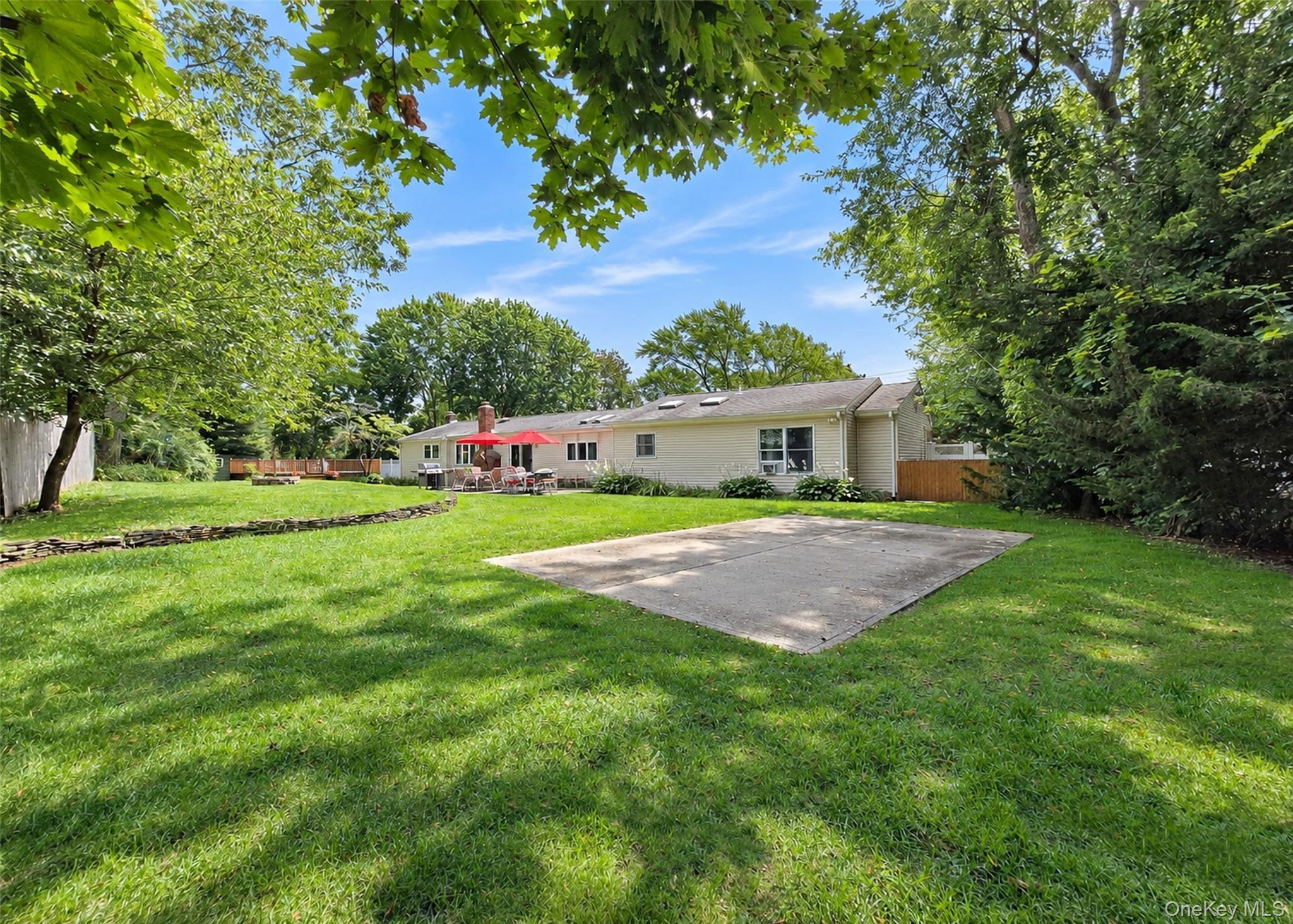 Single Family Lisa Lane  Suffolk County, NY 11776, MLS-1047527-27