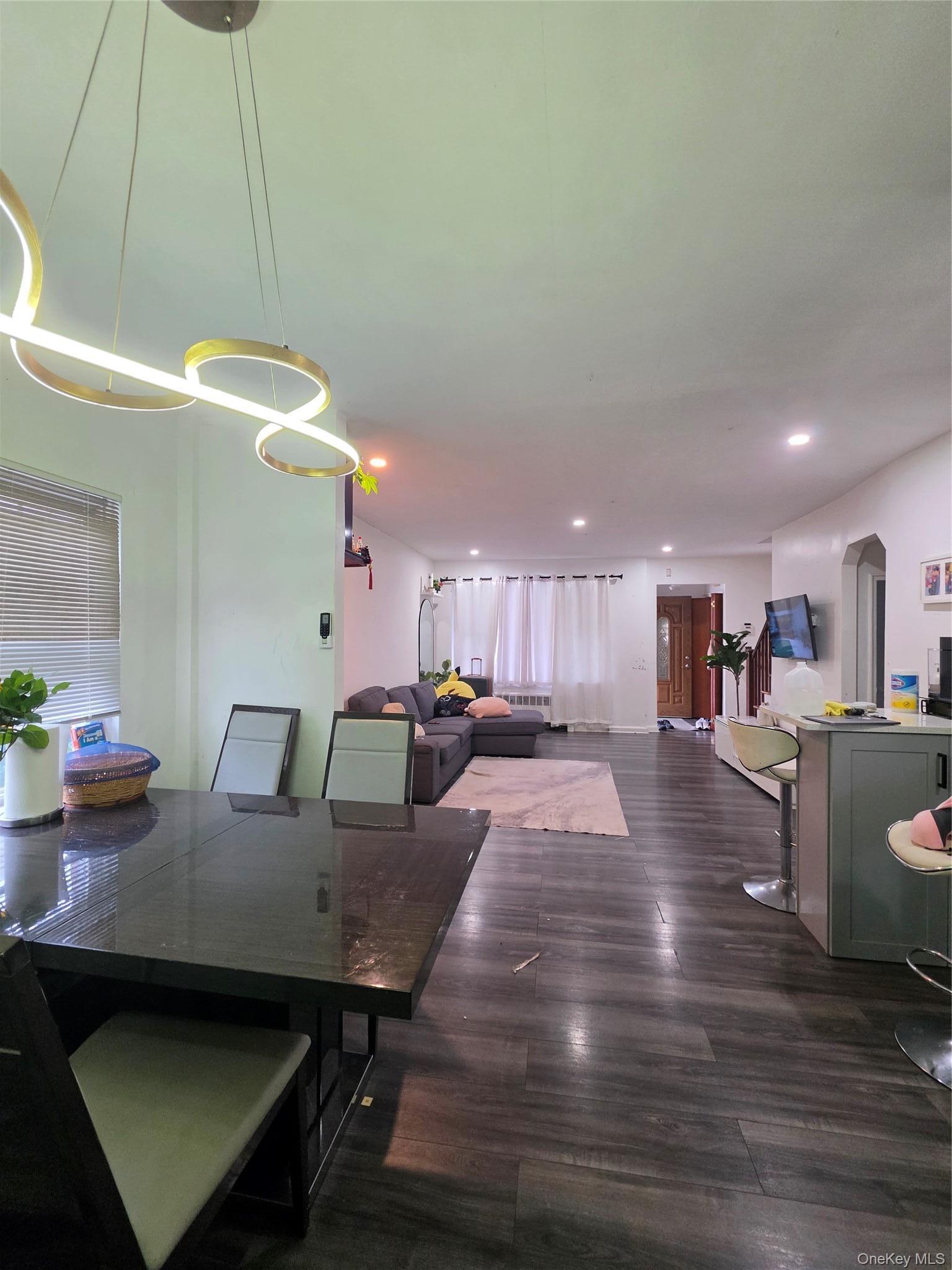 Single Family Pearsall Avenue  Bronx, NY 10469, MLS-1047544-3