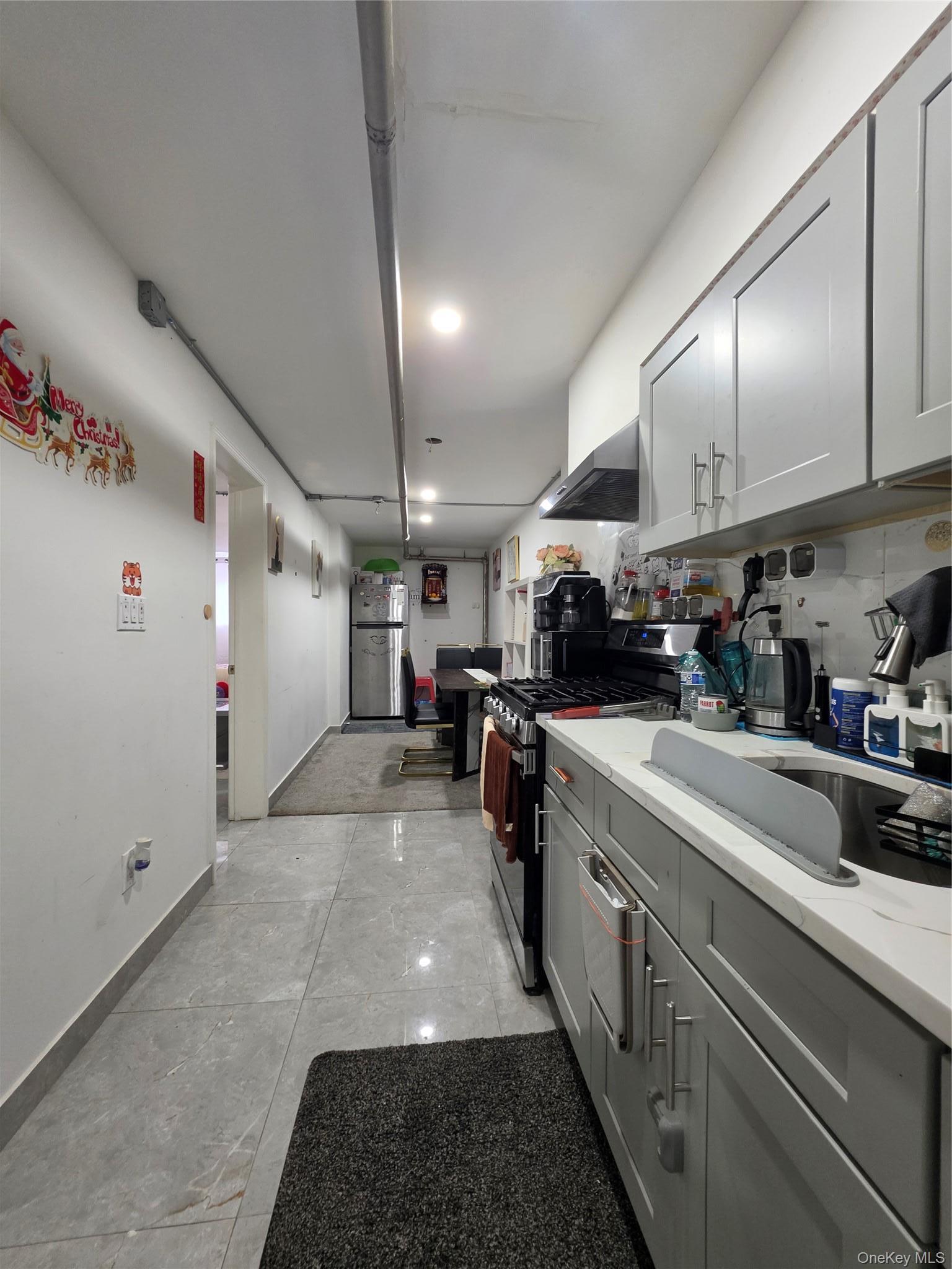 Single Family Pearsall Avenue  Bronx, NY 10469, MLS-1047544-8