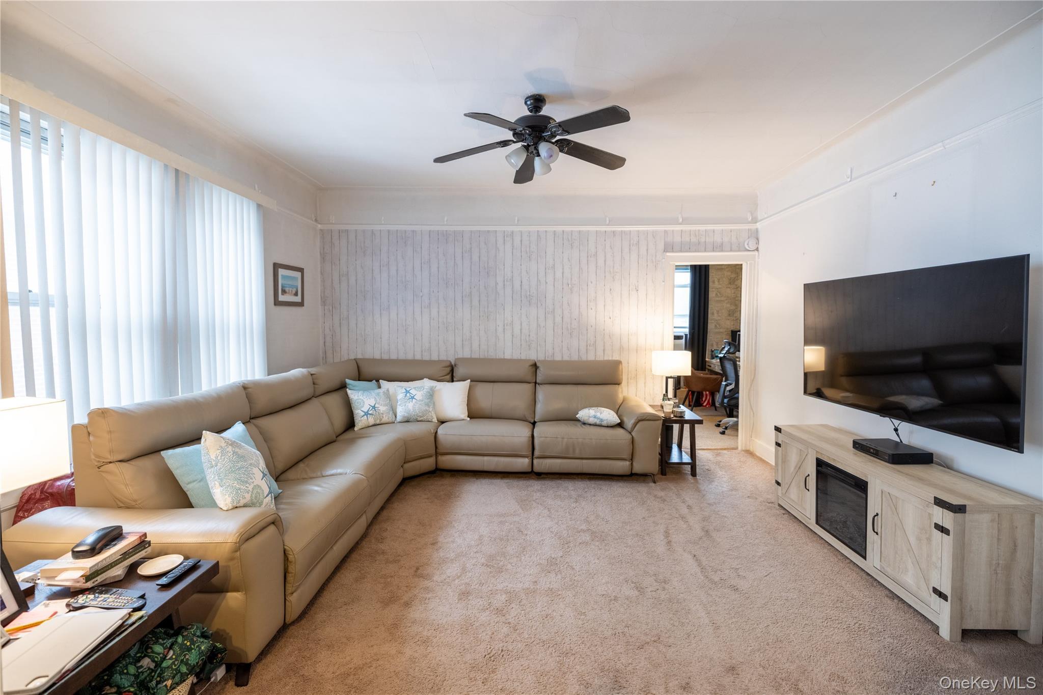 Single Family 201st Street  Queens, NY 11361, MLS-1047550-15