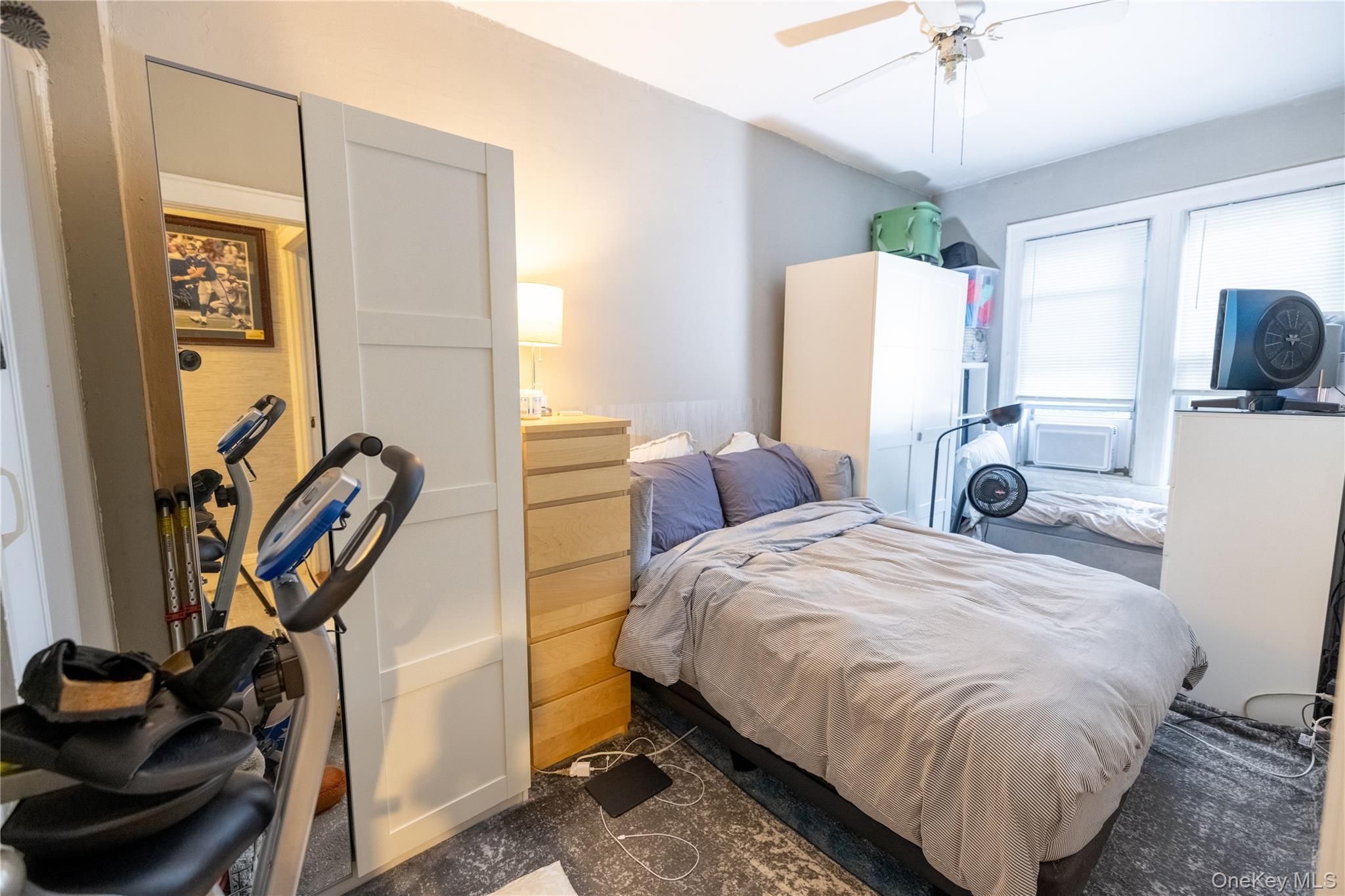 Single Family 201st Street  Queens, NY 11361, MLS-1047550-22