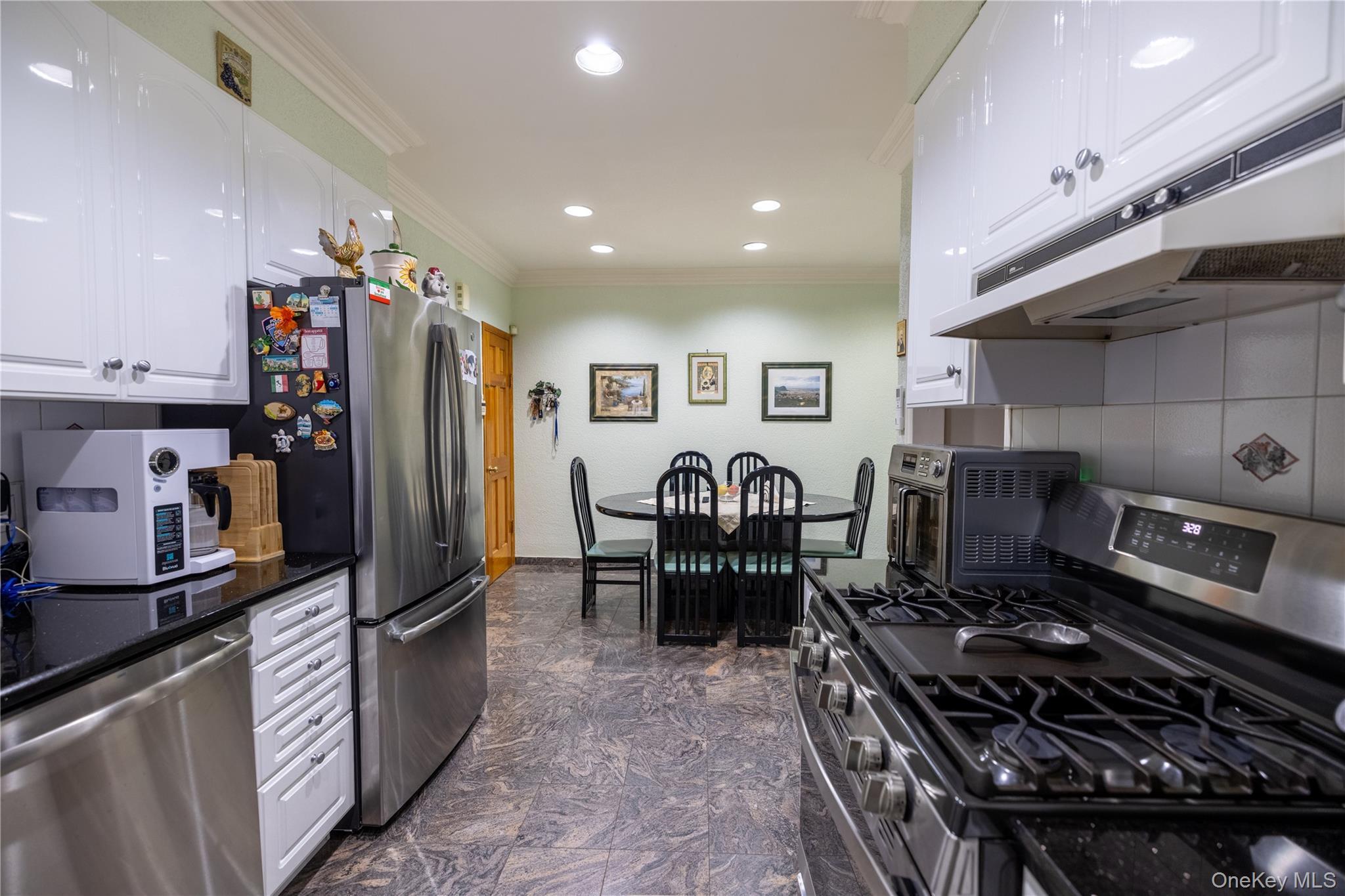 Single Family 201st Street  Queens, NY 11361, MLS-1047550-9