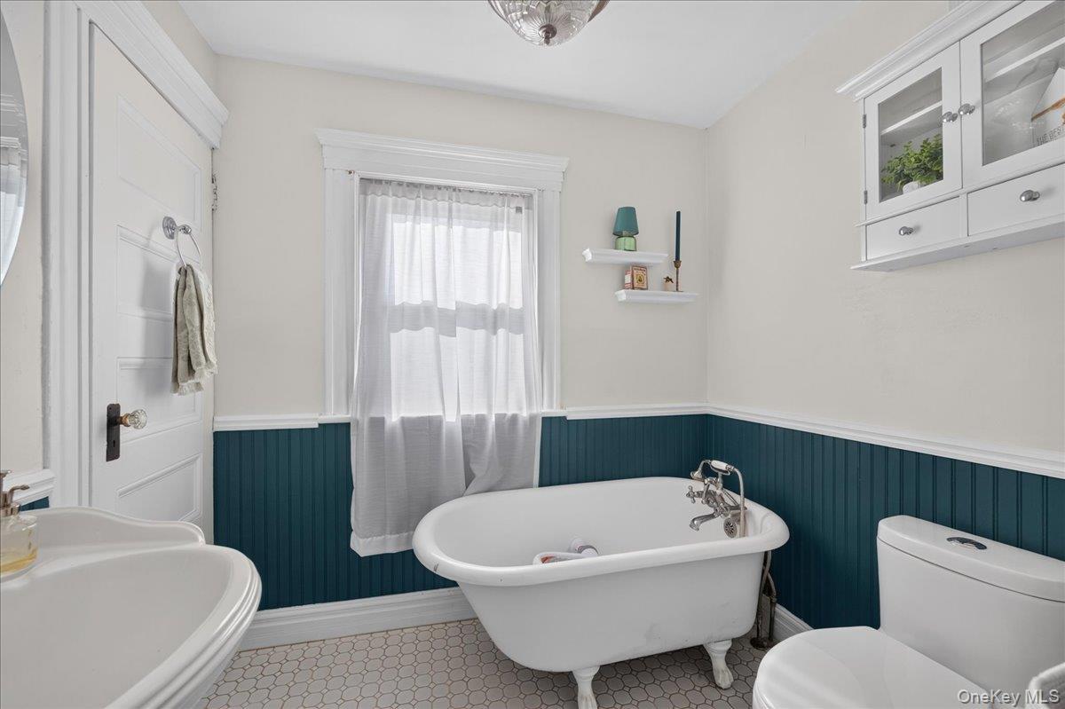 Single Family N Ocean Avenue Suffolk County, NY 11772, MLS-1047551-9