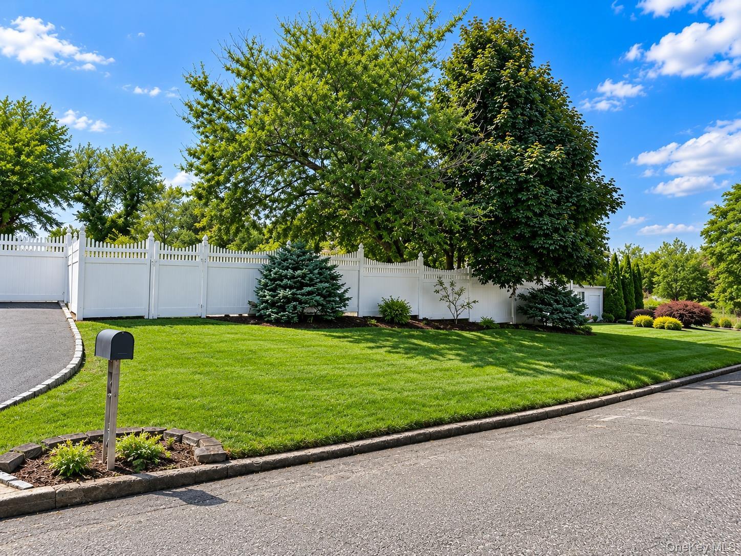 Single Family Carol Avenue Suffolk County, NY 11738, MLS-1047562-3
