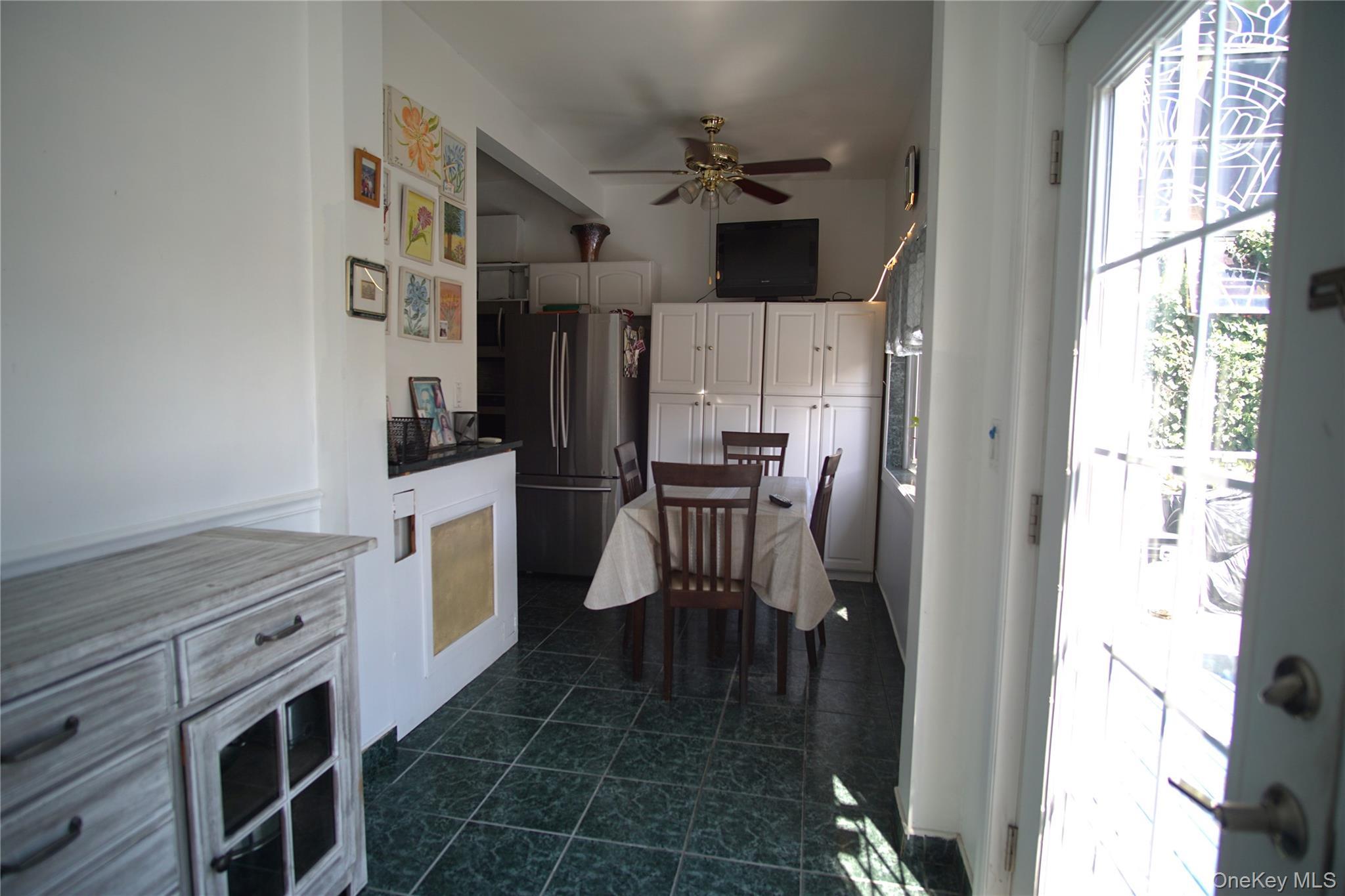Single Family Esplanade Avenue  Bronx, NY 10469, MLS-1047587-4