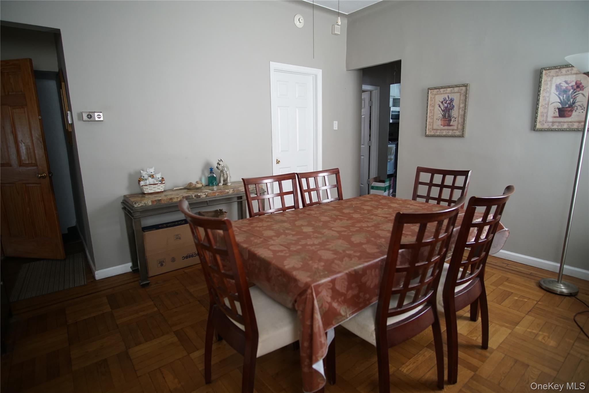 Single Family Esplanade Avenue  Bronx, NY 10469, MLS-1047587-7