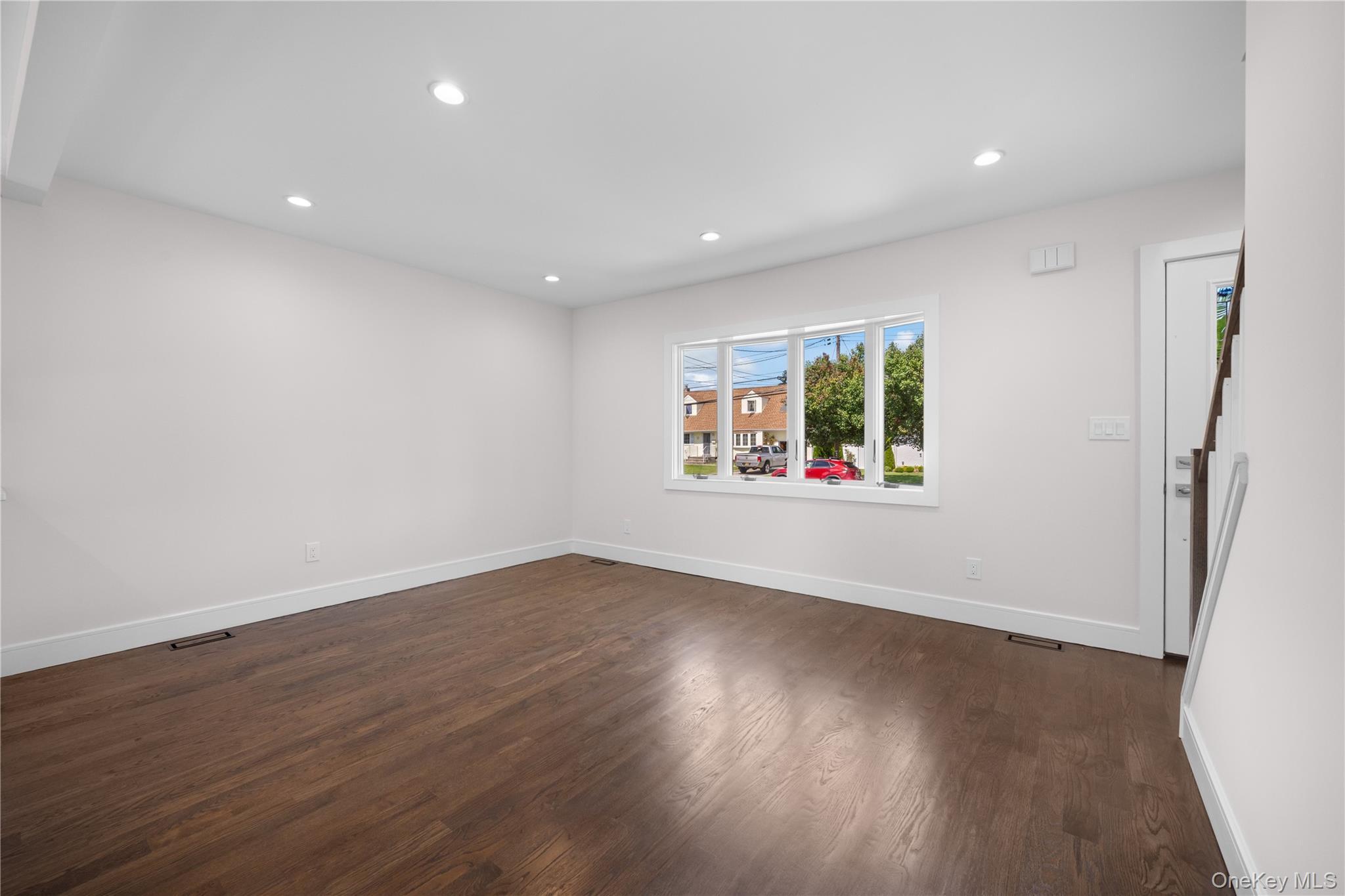 Single Family Lambert Avenue  Nassau County, NY 11735, MLS-1047588-10