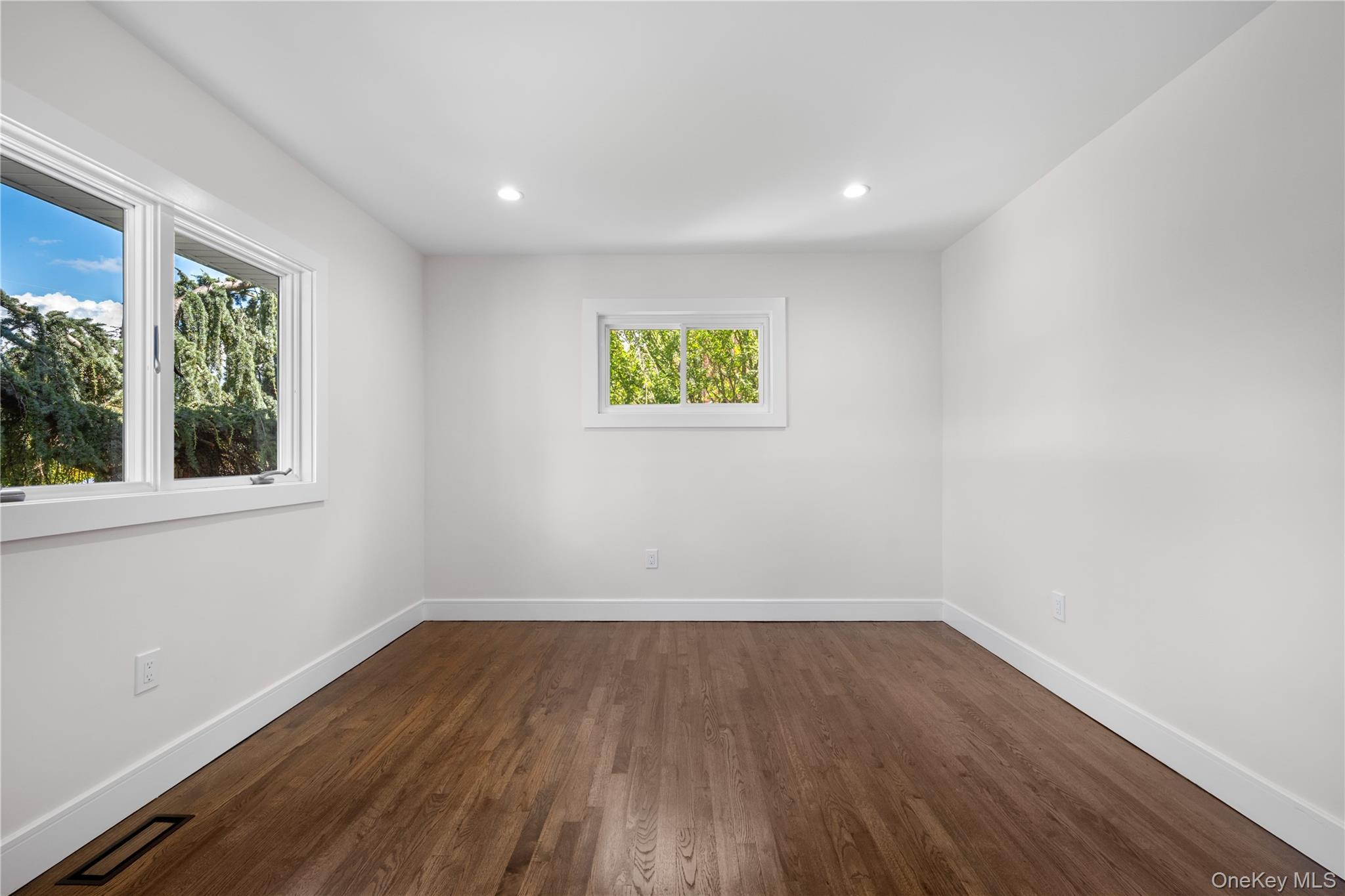 Single Family Lambert Avenue  Nassau County, NY 11735, MLS-1047588-23