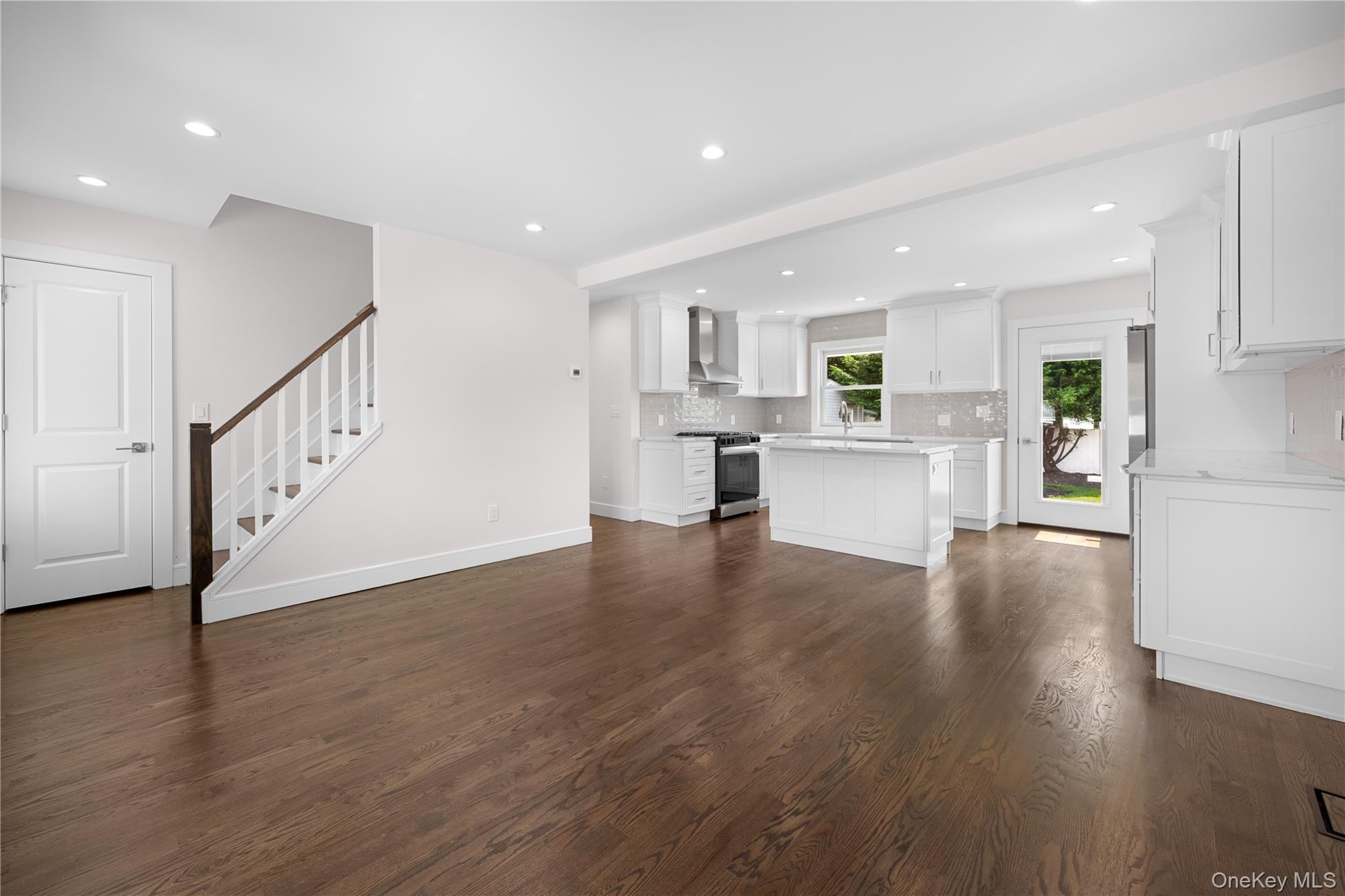 Single Family Lambert Avenue  Nassau County, NY 11735, MLS-1047588-7