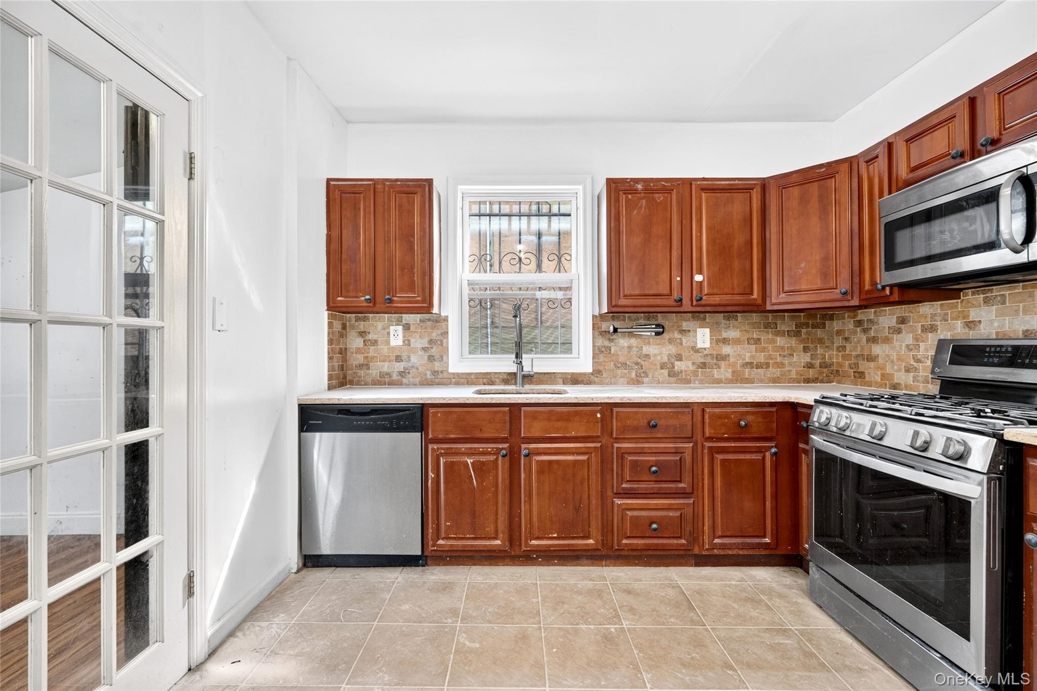 Single Family Randall Avenue Bronx, NY 10473, MLS-1047589-23