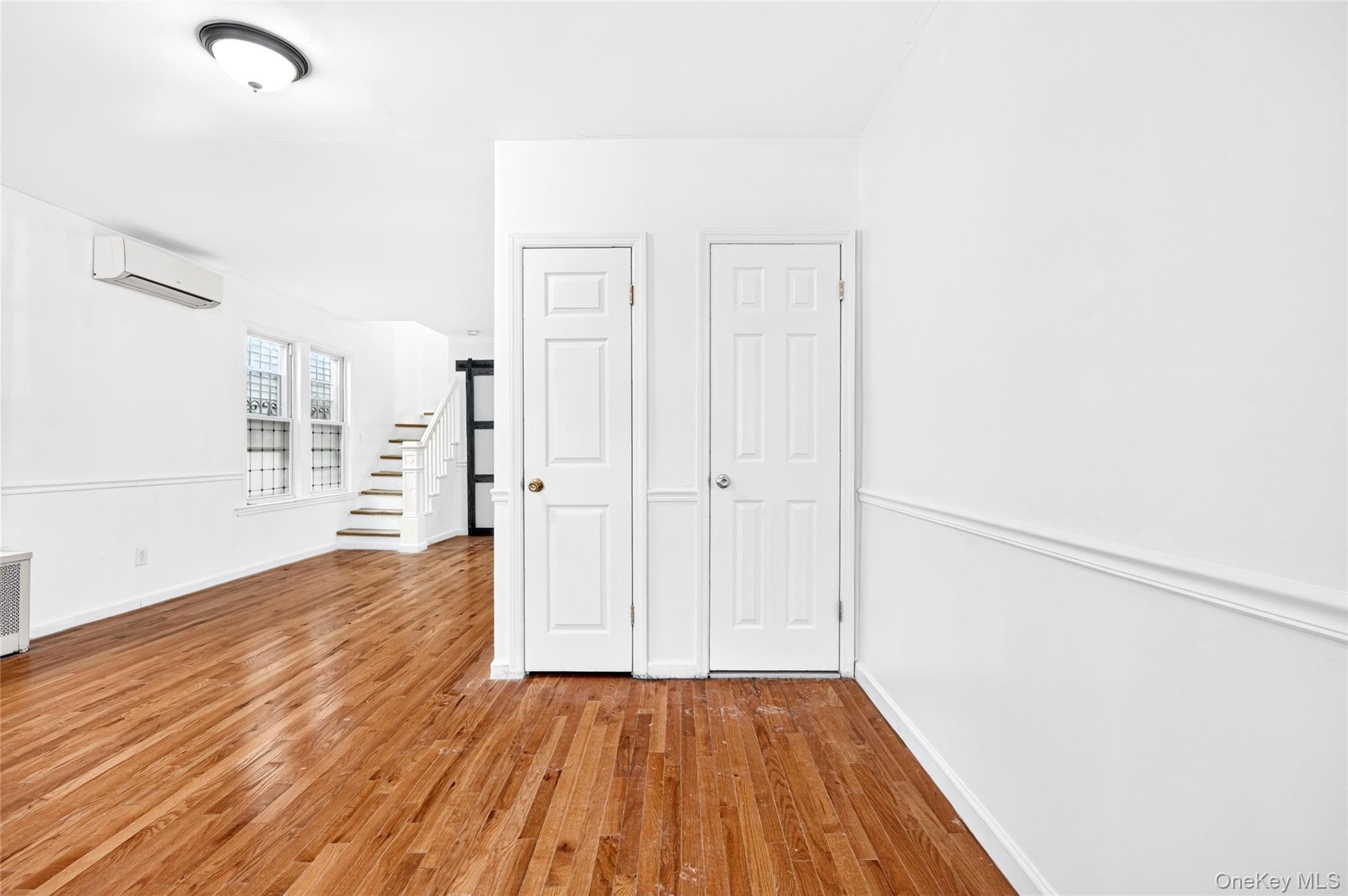 Single Family Randall Avenue Bronx, NY 10473, MLS-1047589-9