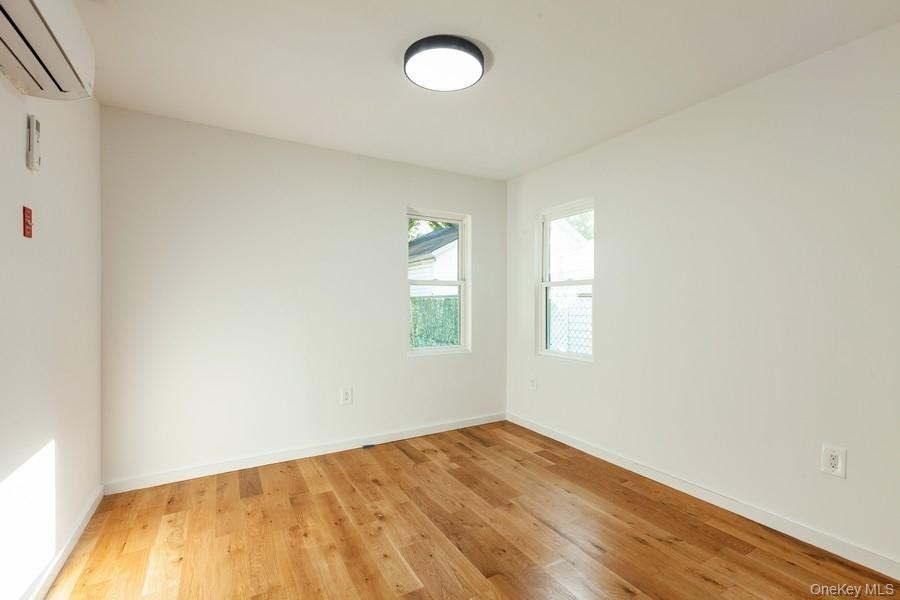Single Family 89th Avenue  Queens, NY 11418, MLS-1047590-11