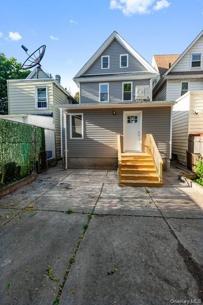 Single Family 89th Avenue  Queens, NY 11418, MLS-1047590-2