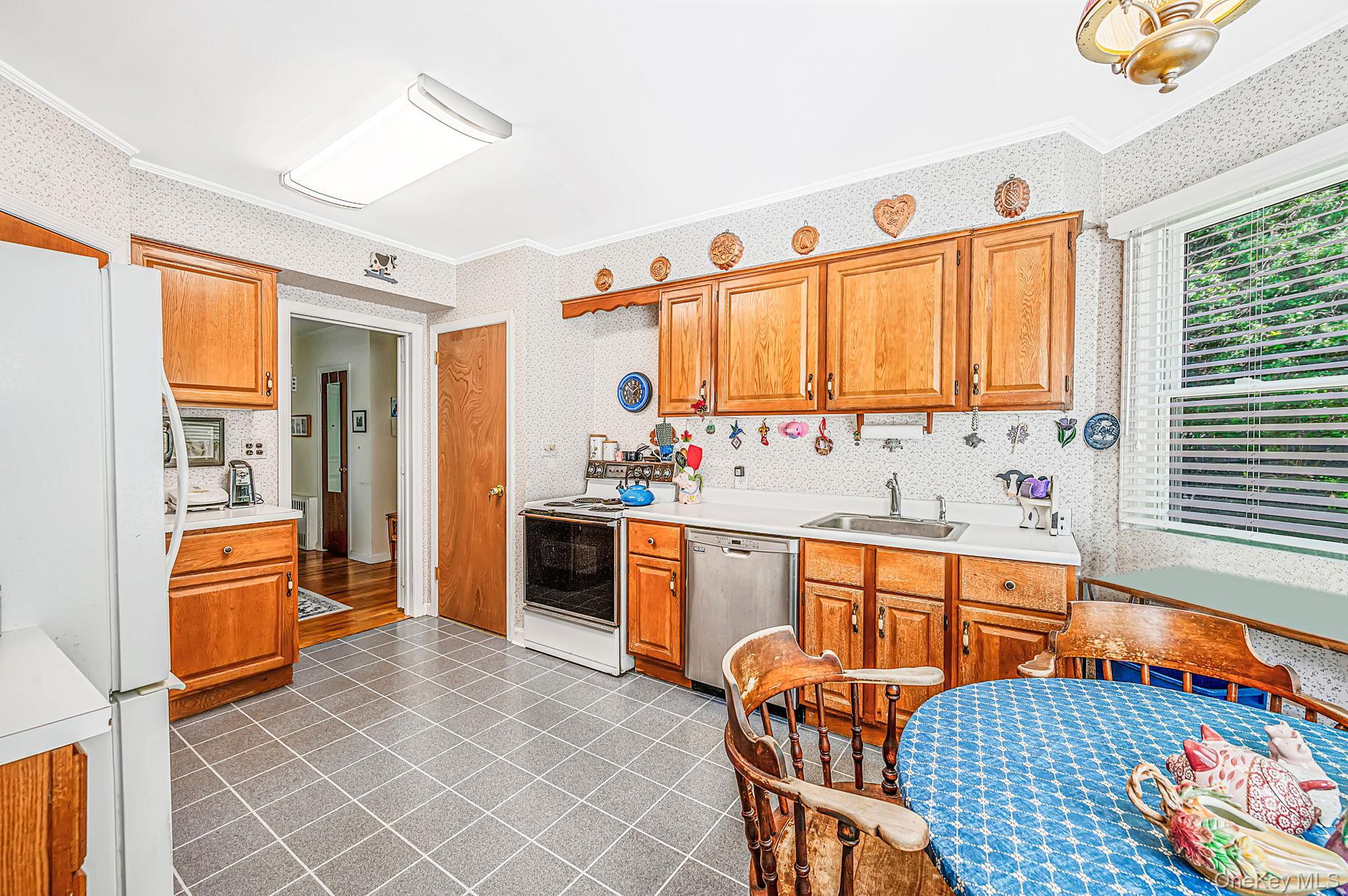 Single Family Mill Lane Suffolk County, NY 11743, MLS-1047592-13