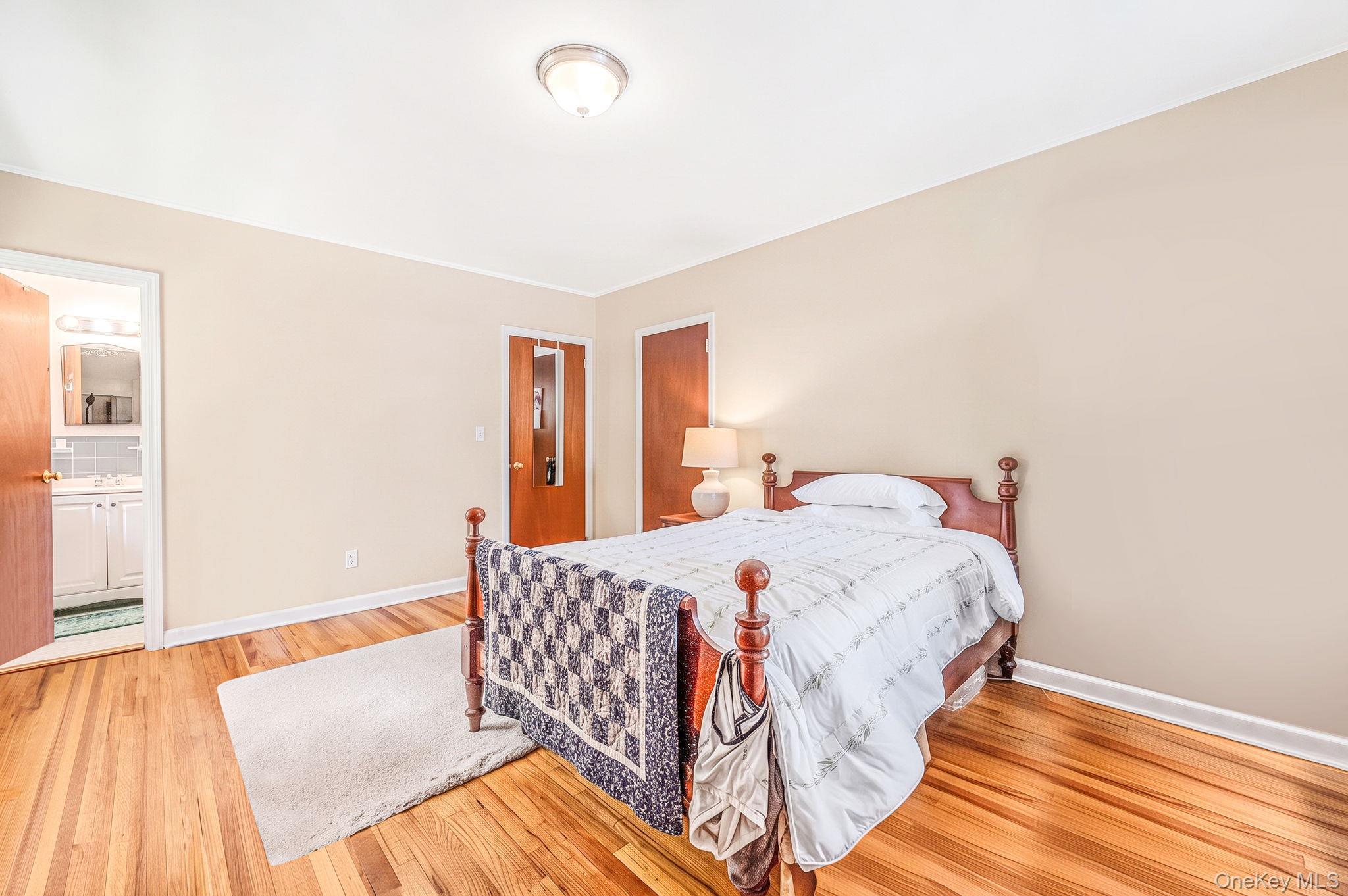 Single Family Mill Lane Suffolk County, NY 11743, MLS-1047592-17