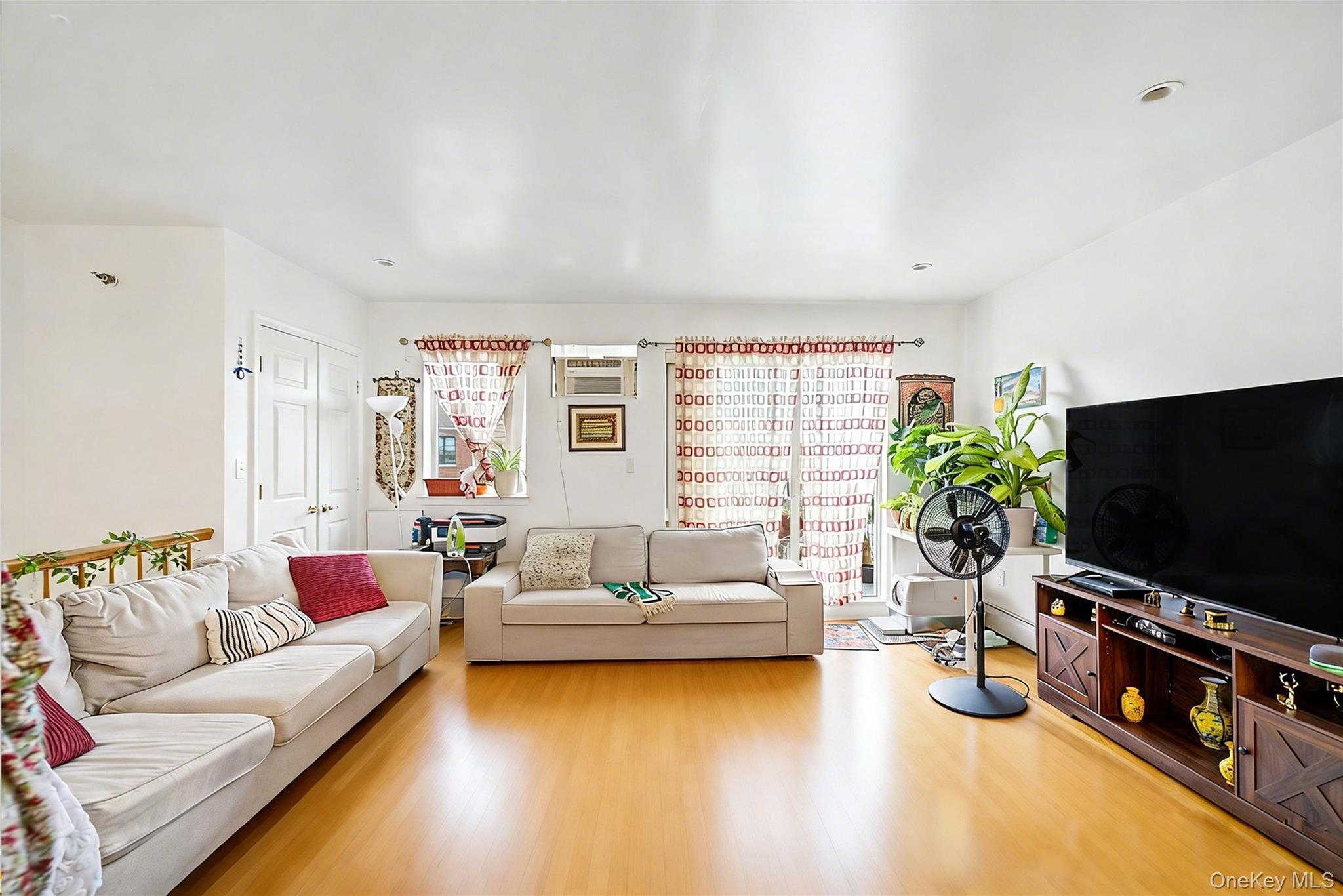 Single Family Dahlgren Place Brooklyn, NY 11228, MLS-1047618-12
