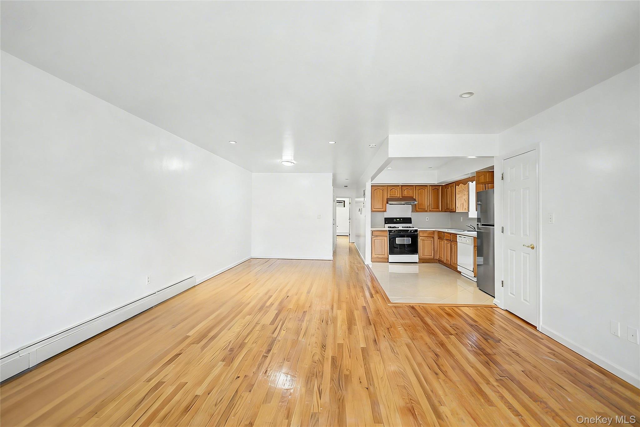 Single Family Dahlgren Place Brooklyn, NY 11228, MLS-1047618-3